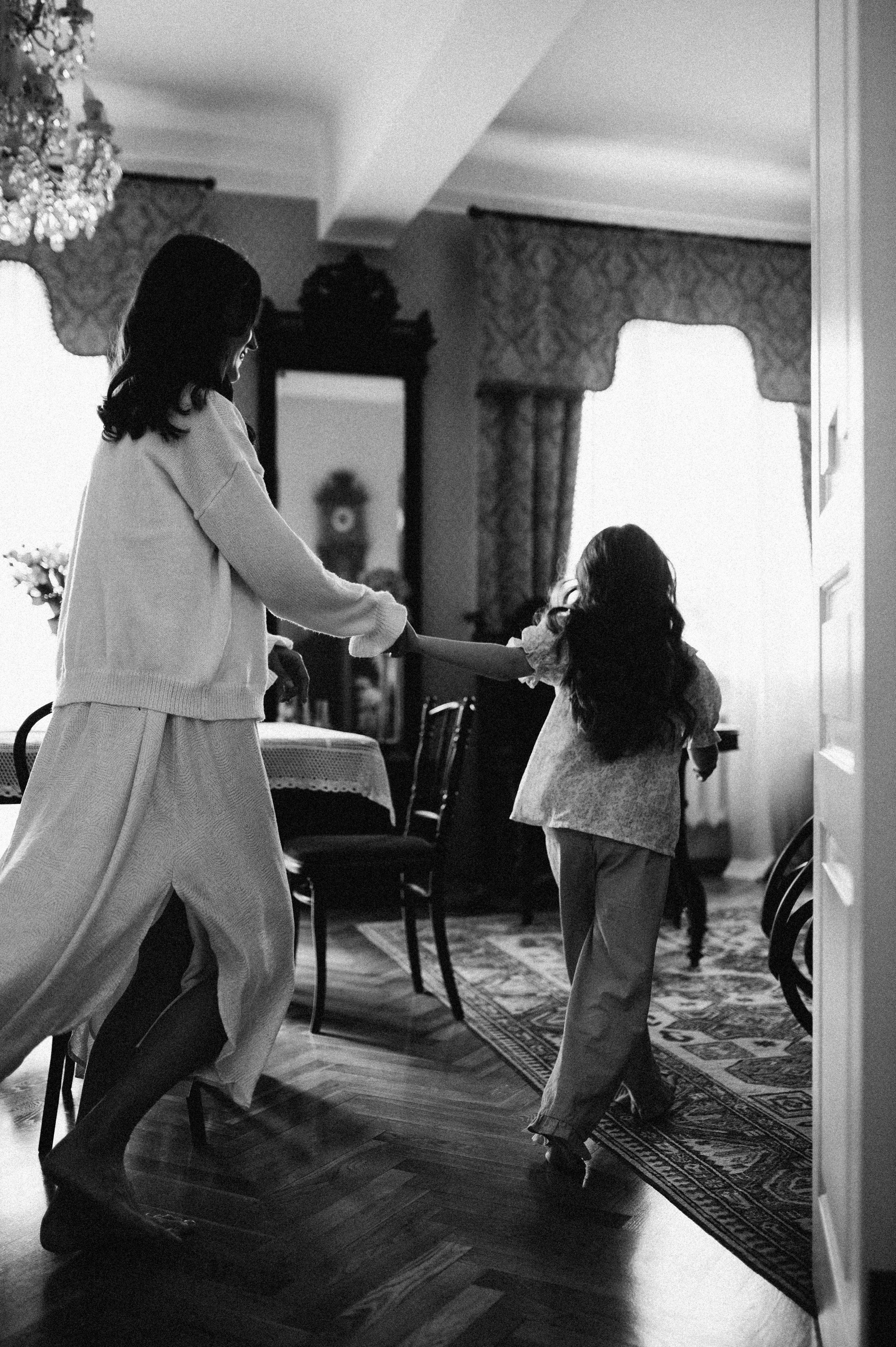 ОЛЯ И ЕВА. Семейный фотограф в Новосибирске Женя Индрикова