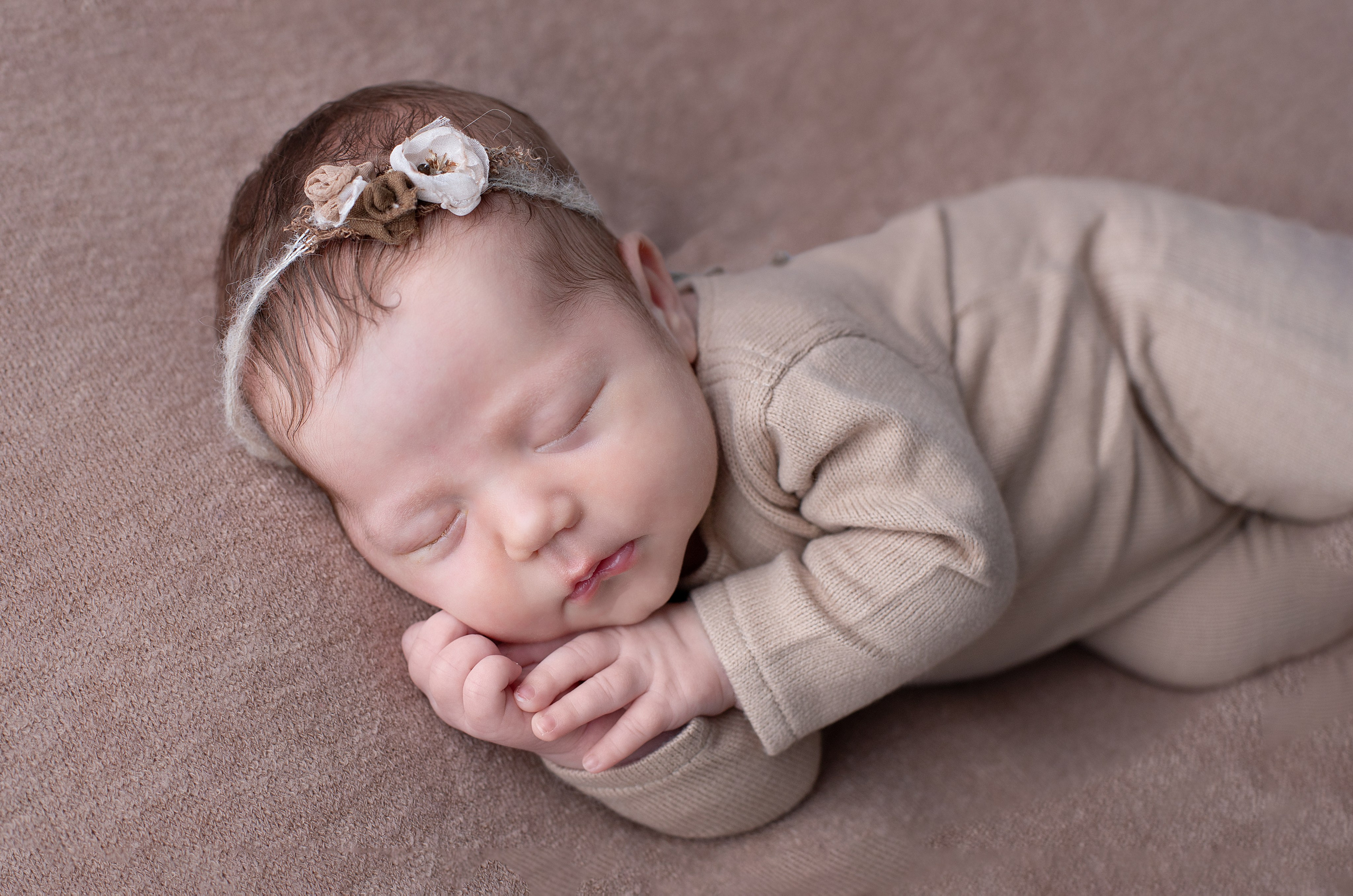 Новорожденные. Фотограф новорожденных в Губкинском Алена Аввакумова