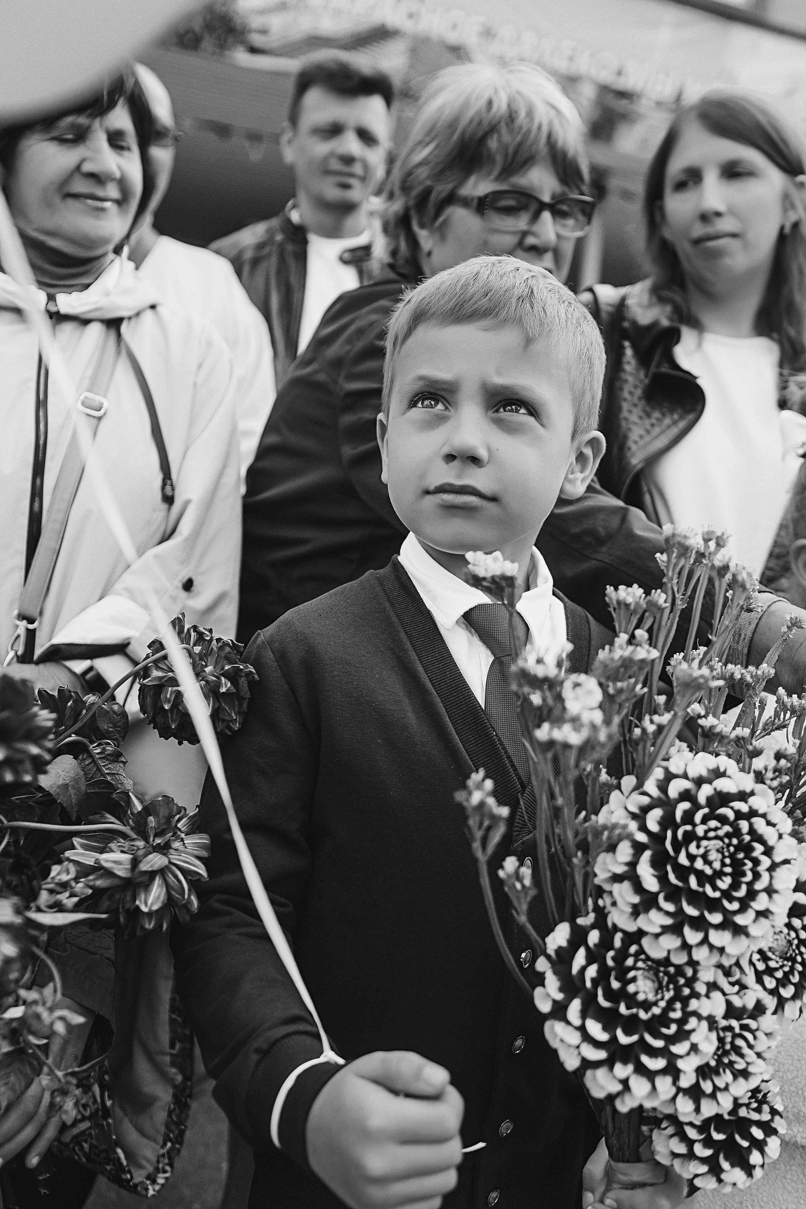 1 сентября линейка+кл час+портреты. Семейный фотограф Тюмень, фотограф на роды Салмина Мария