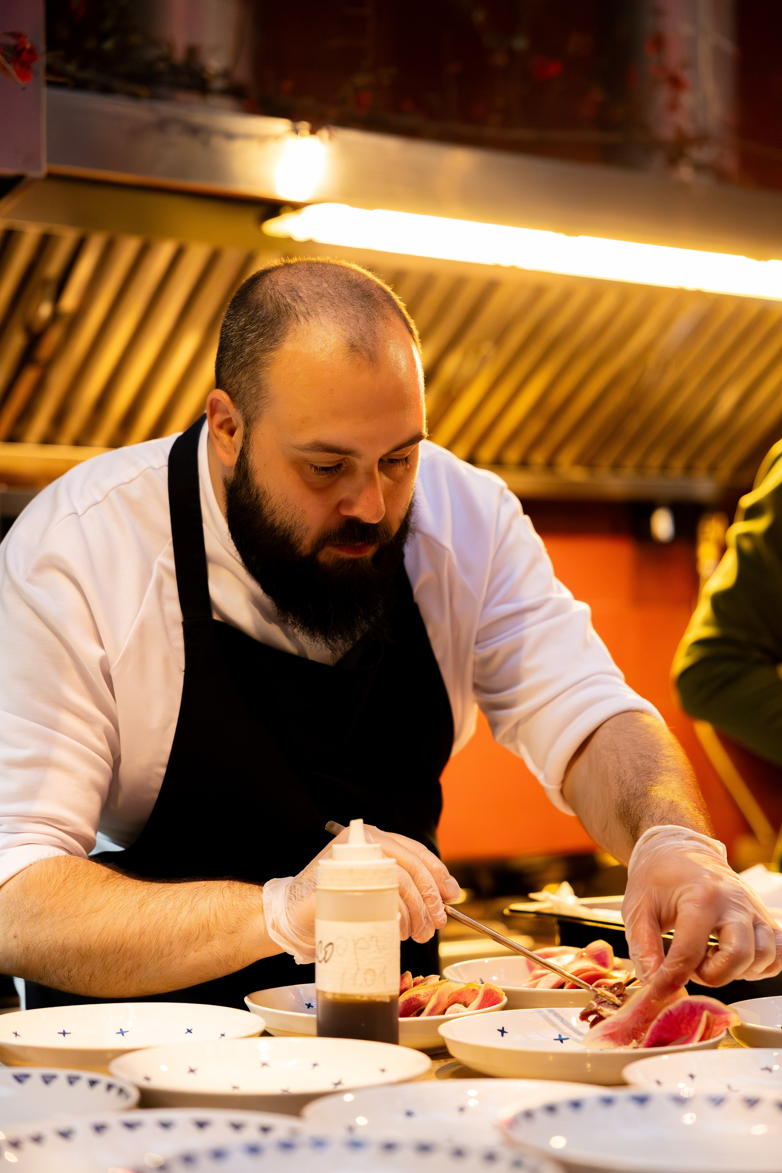 Азия в Гастродворе. Дженбаз Павел — фотограф в Ялте