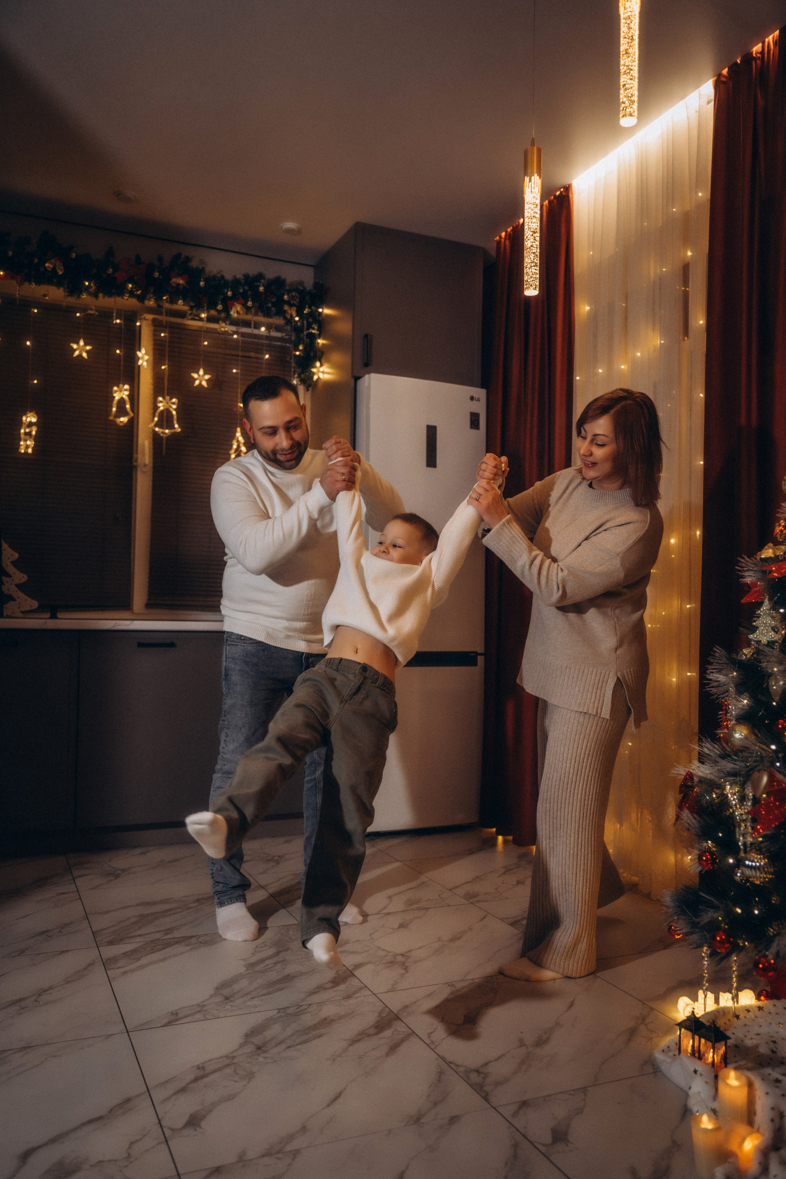 Семья Киприяновы, Новый год дома. Семейный фотограф в Белгороде Амелина Алина