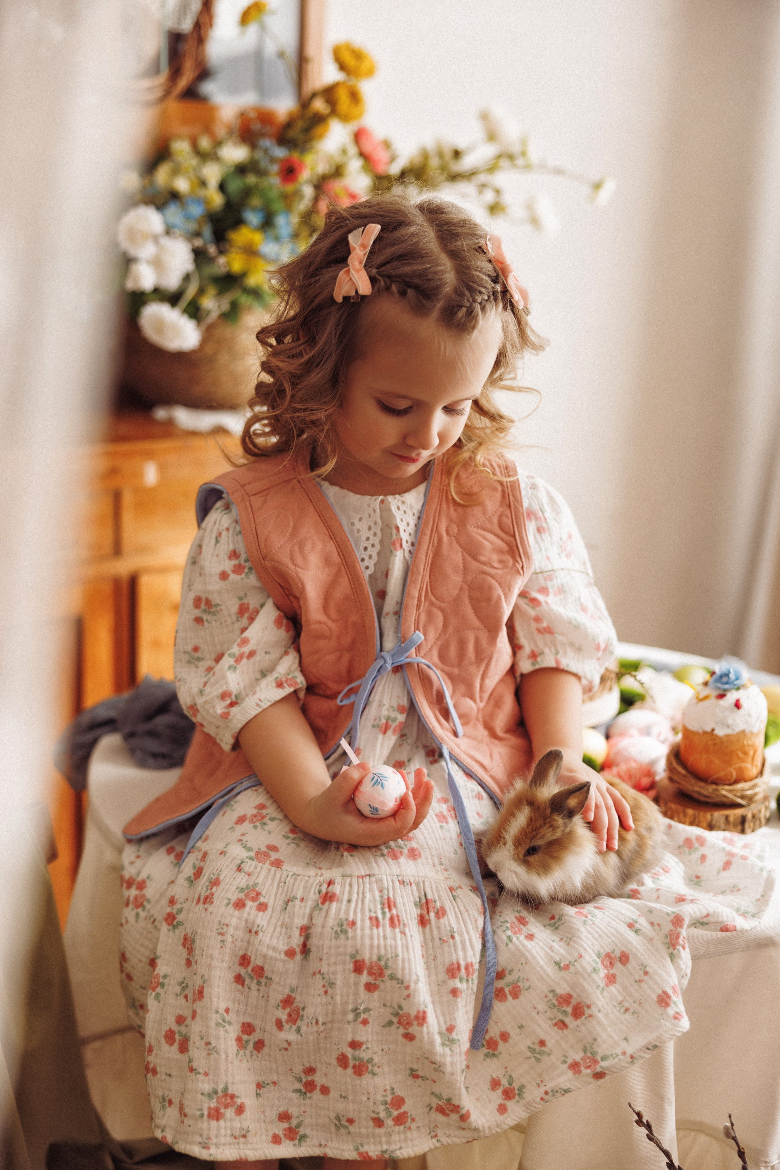 Пасхальная фотосессия с животными (утята, козлик и кролики), в фотостудии «Mestone» город Краснодар. Семейный и детский фотограф в Краснодаре Анна Трашкова