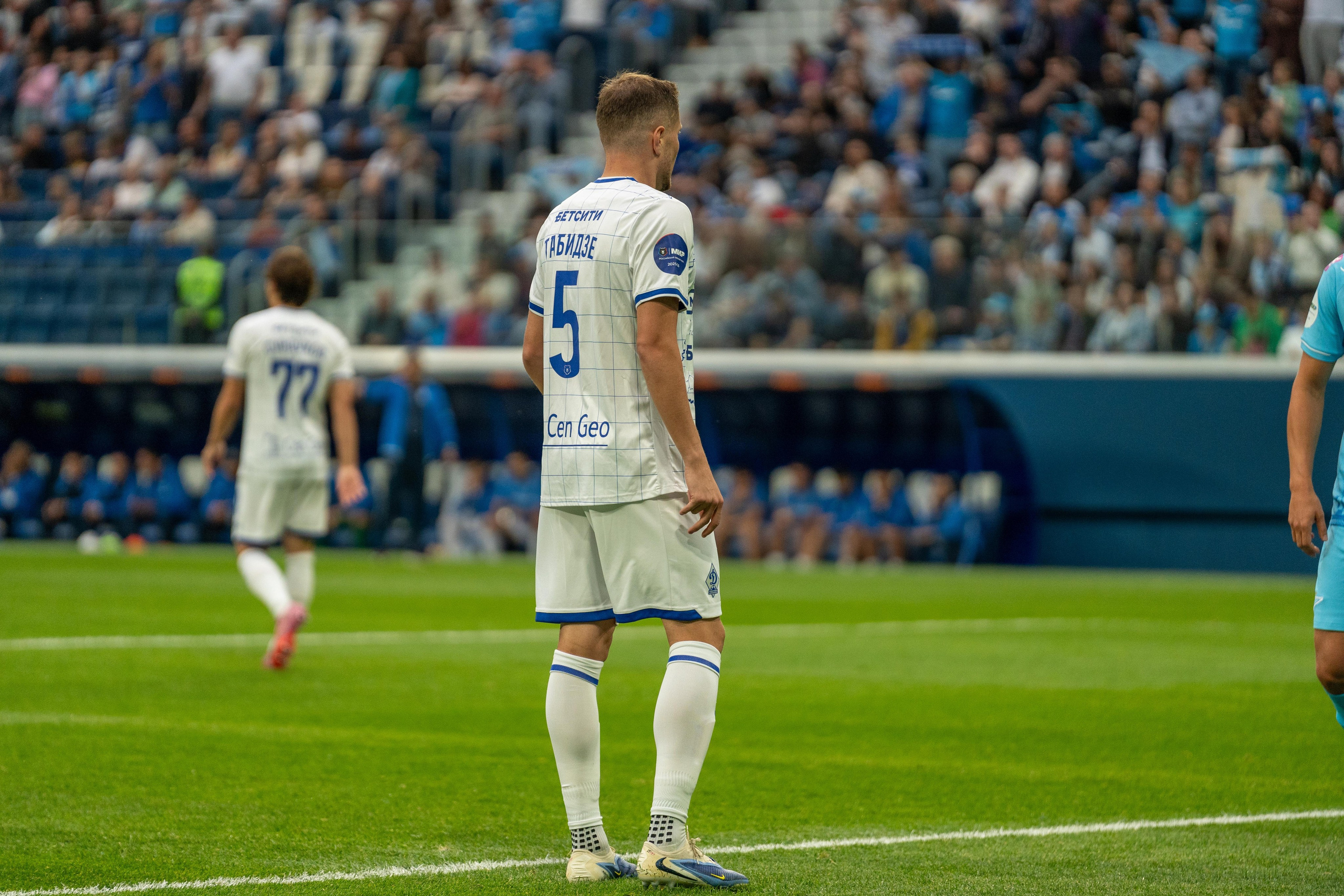 Игровой момент матча Зенит–Динамо на Газпром Арене, спортивный фотограф Санкт-Петербург