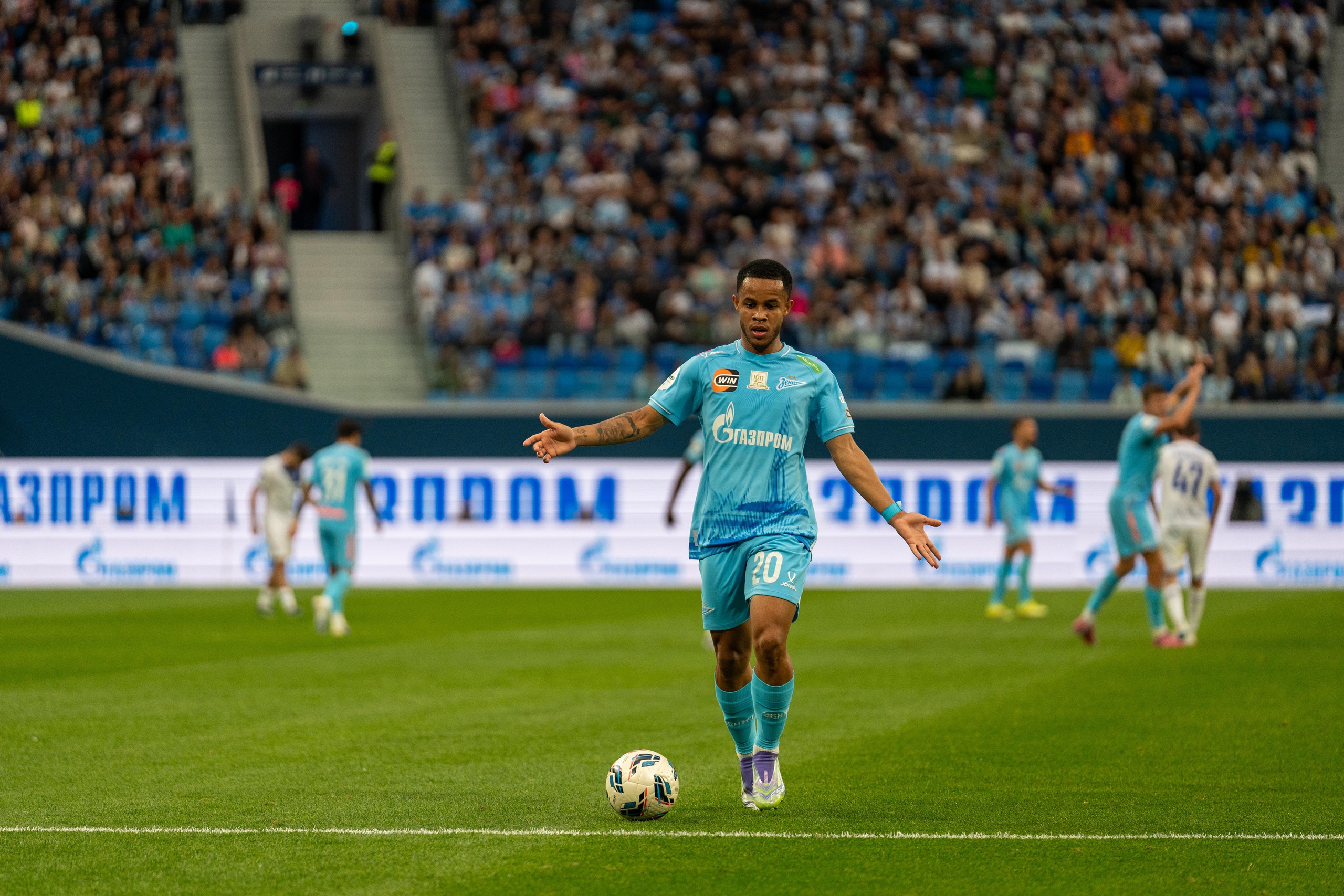 Игроки «Зенита» атакуют на Газпром Арене, спортивный фотограф Санкт-Петербург