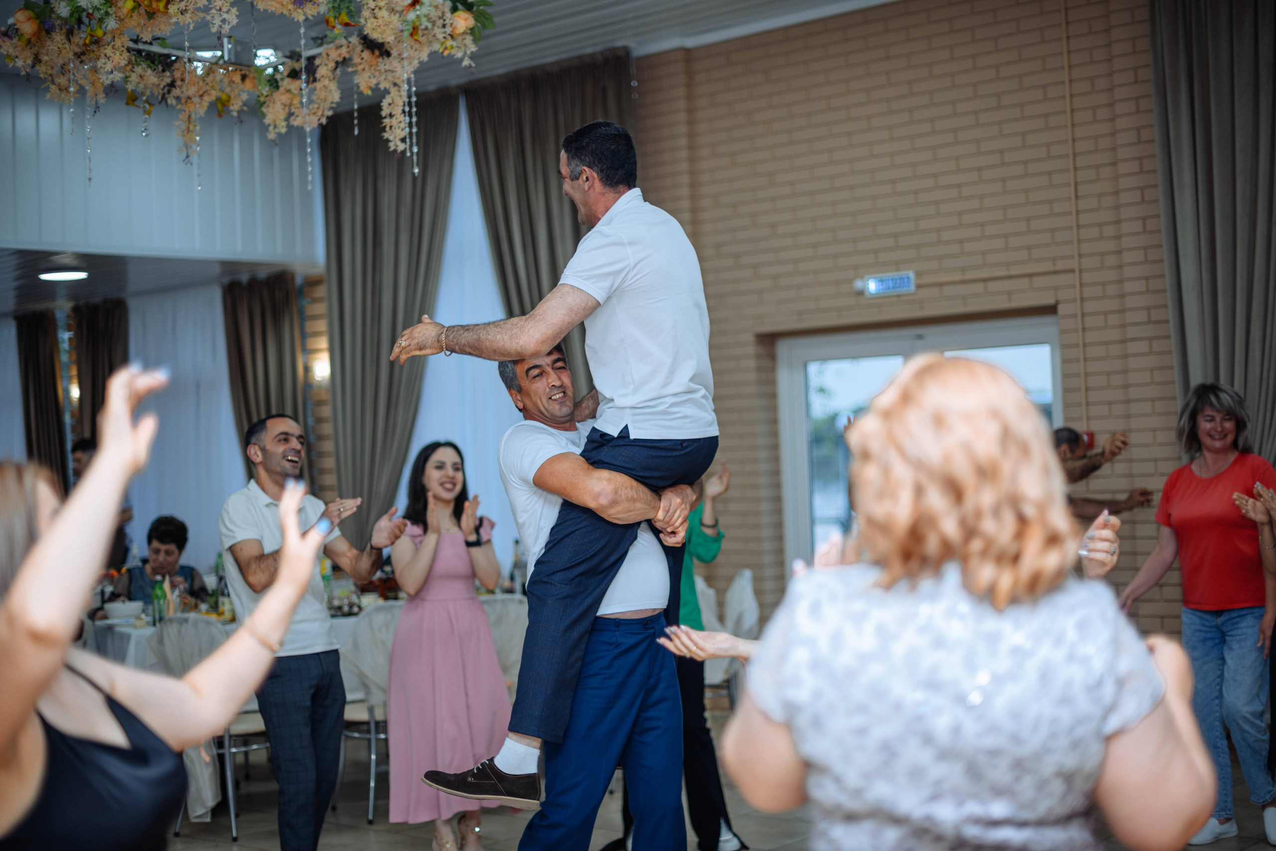 Свадебная фотография. Арт студия «Пегас». Фото- и видео- съемка