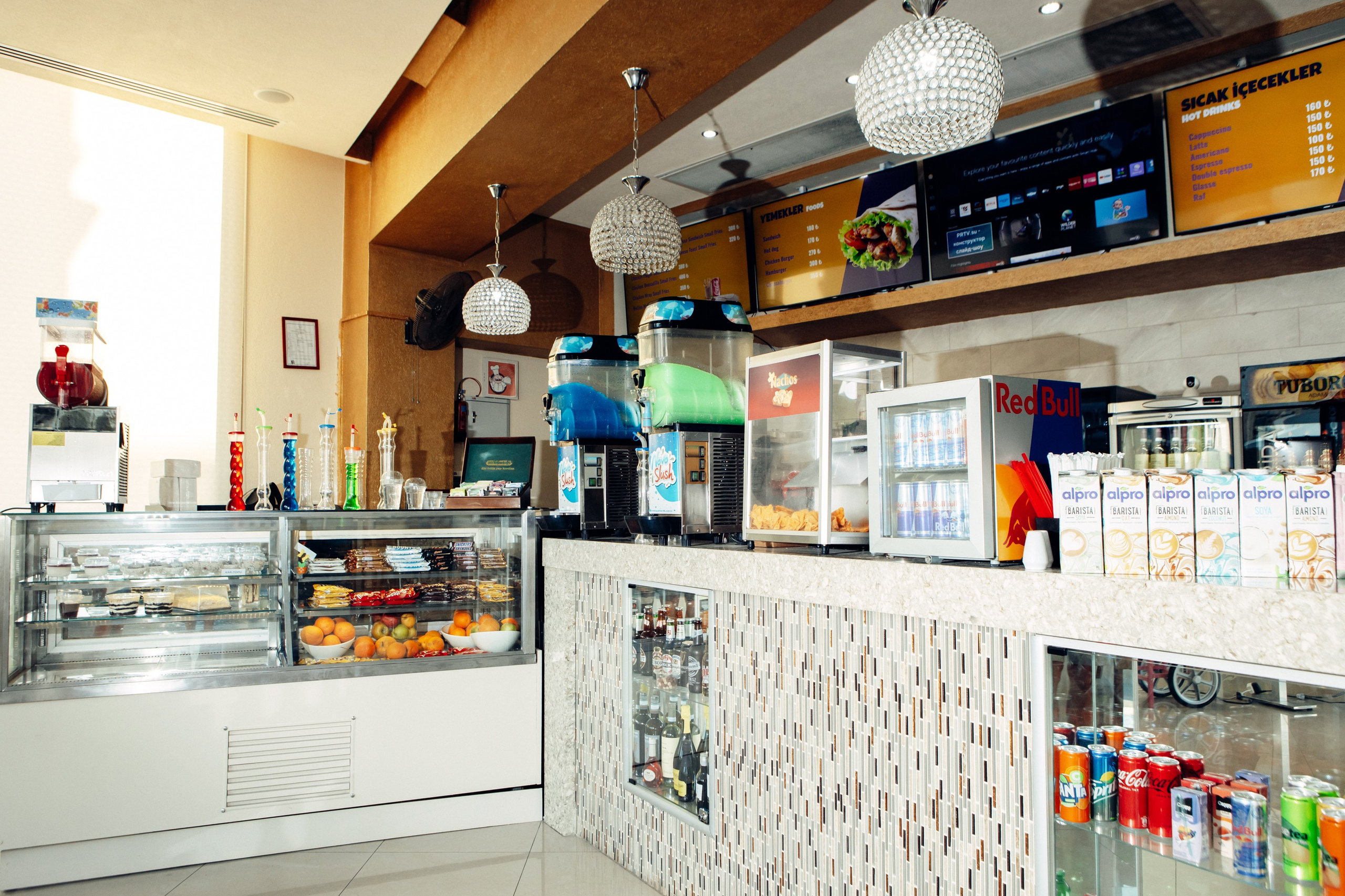 Orlando Starlux. Photographer in Batumi, Georgia Pavel Sharnikov