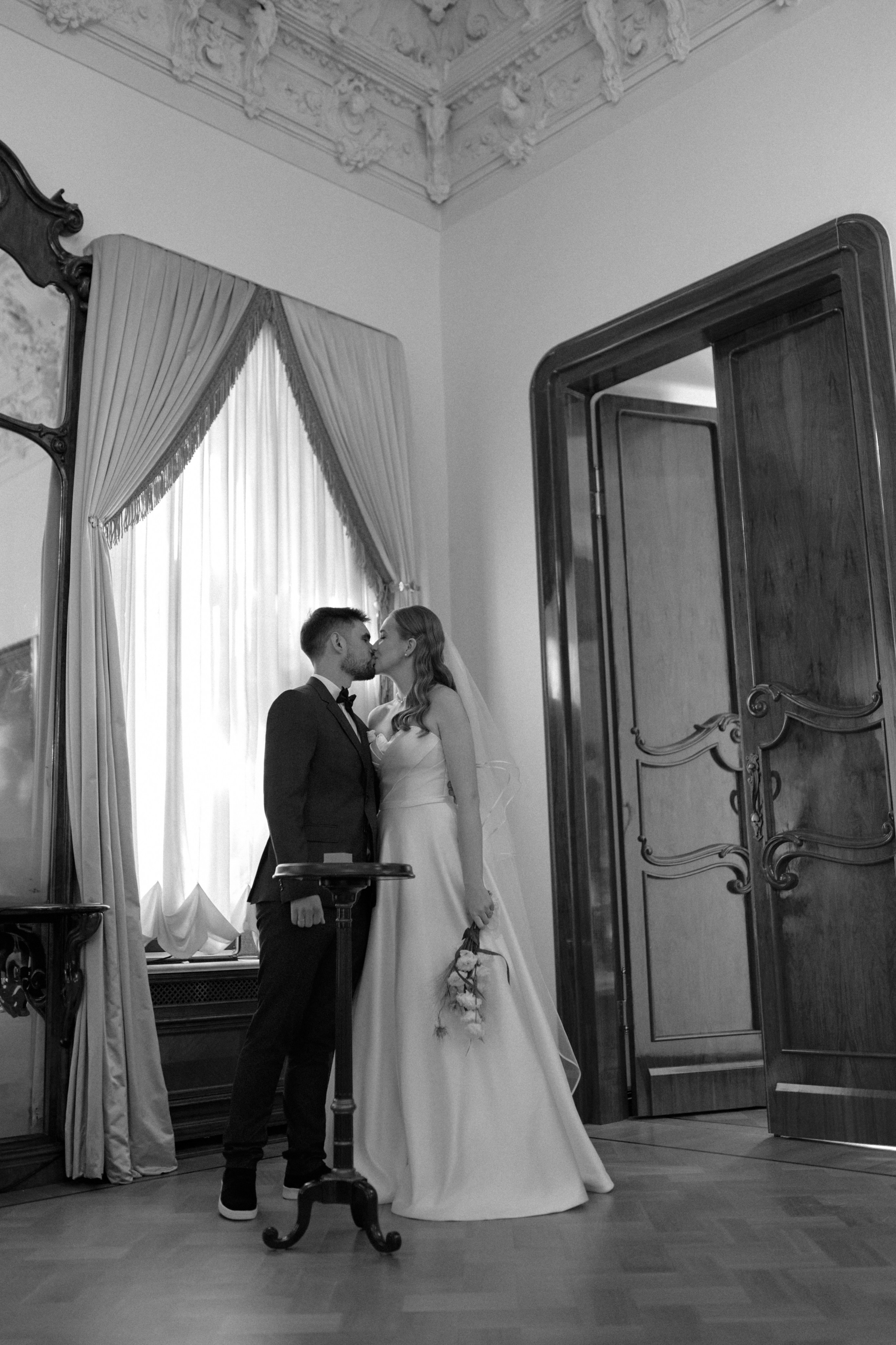 Сэм & Анастасия. Сестры Карабаза. Фотографы и ретушеры в Москве и Санкт-Петербурге