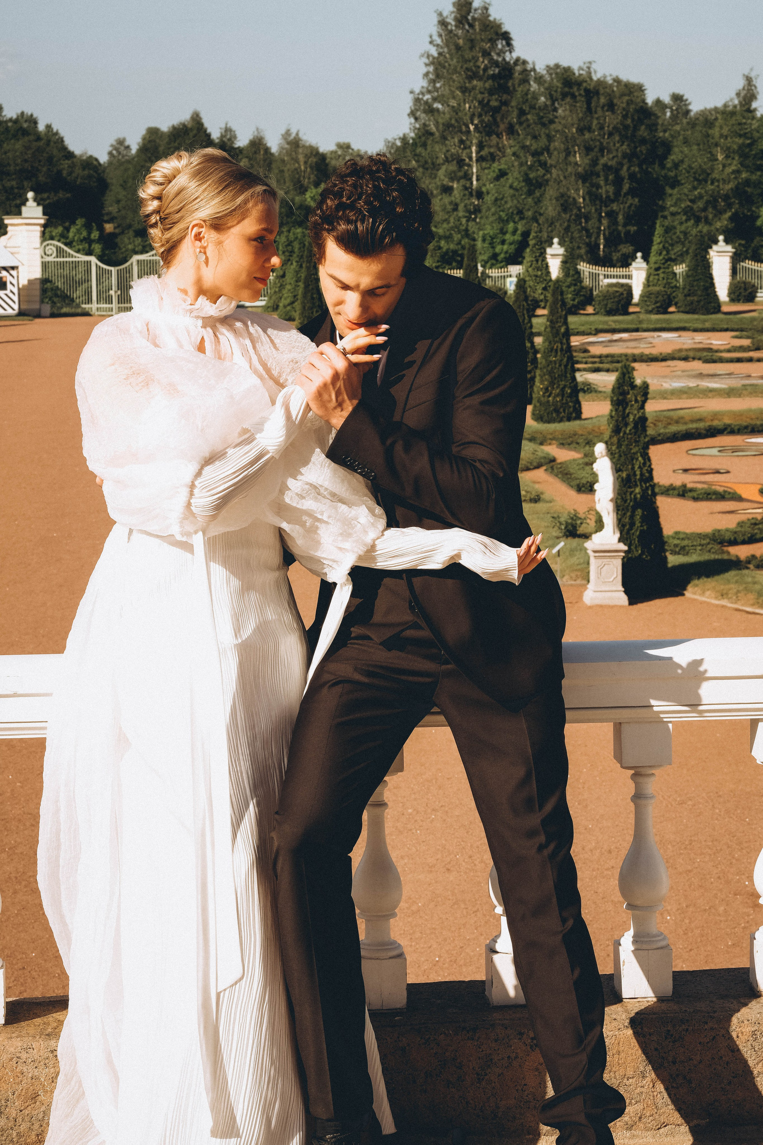 СВАДЕБНАЯ СЬЕМКА В ПАРКЕ ОРАНИЕНБАУМ. Профессиональный фотограф, Санкт-Петербург — Виктория Богомолова