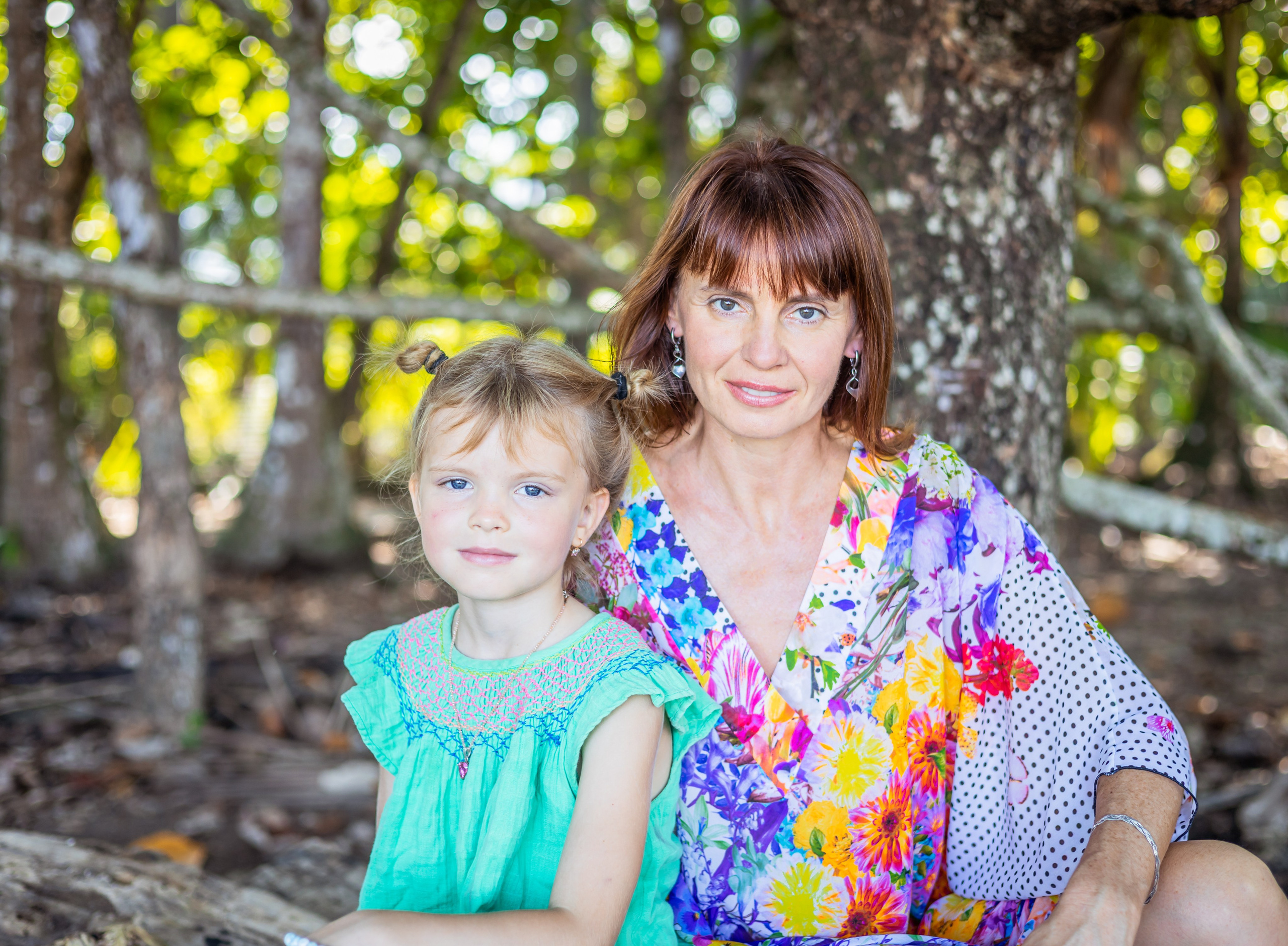 Ocean vibe with Tanya & Katya. Family, portrait, content photo in Costa Rica Evgeniya Besprozvannykh