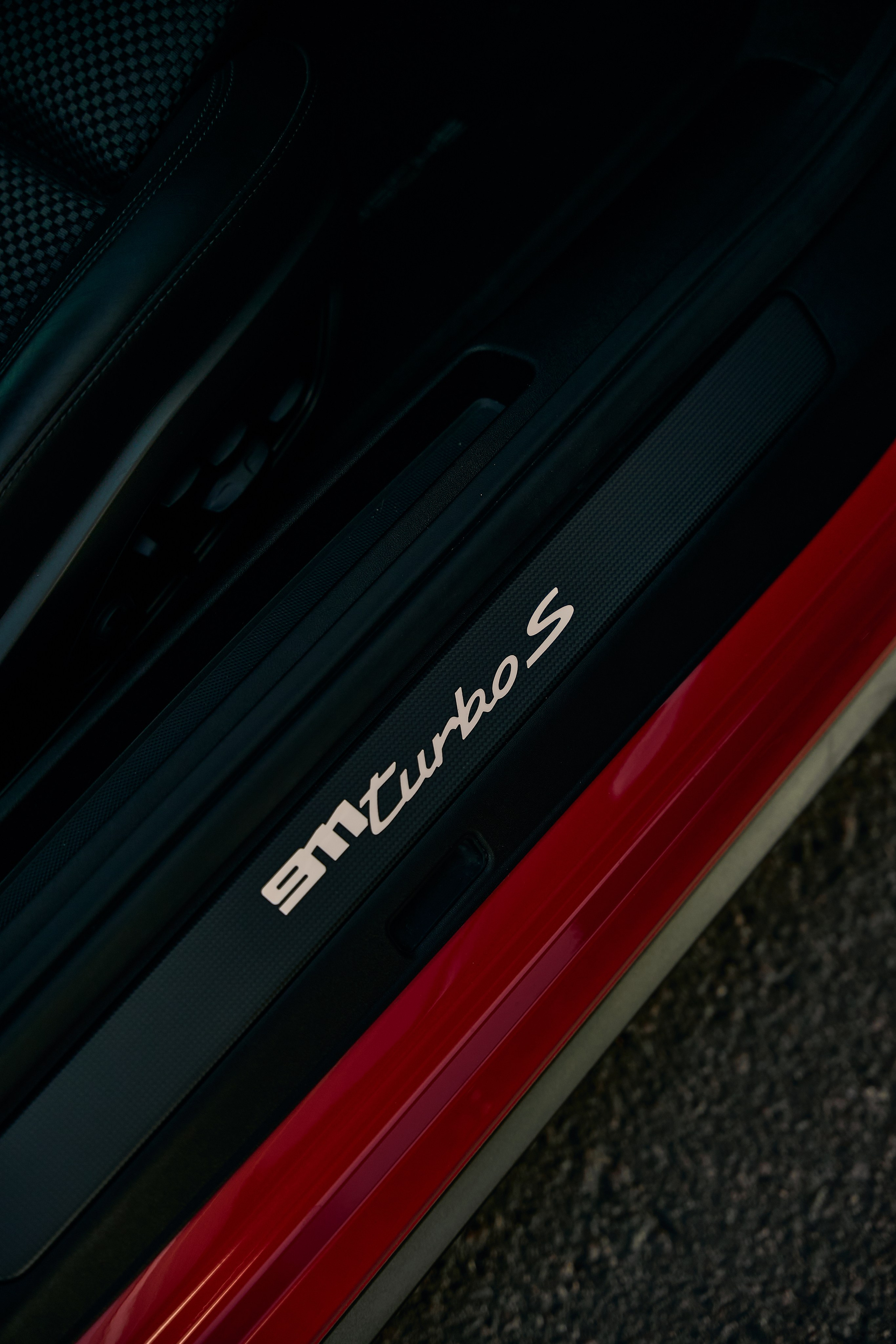 Автомобили