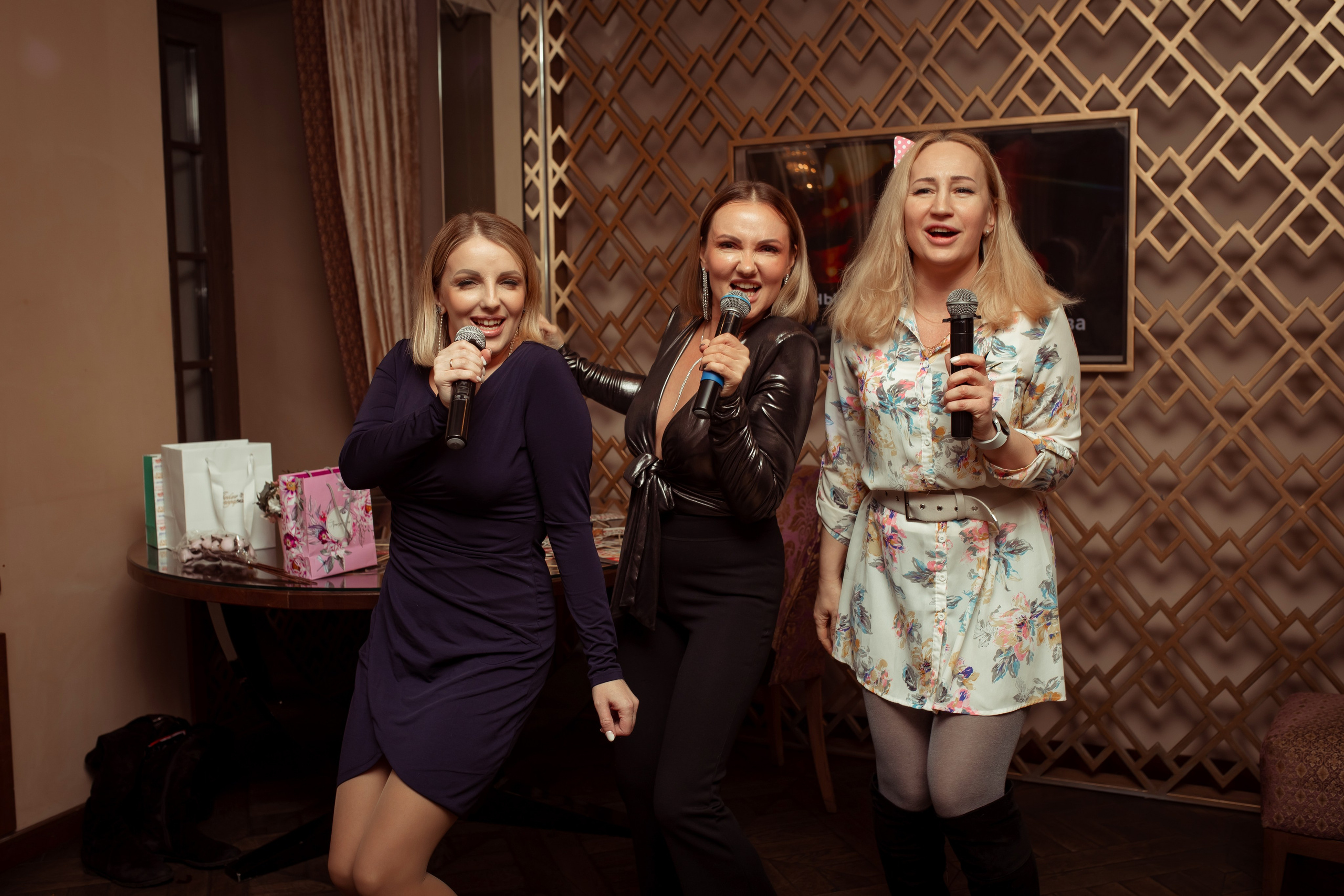 Юбилей в караоке. Семейный и детский фотограф в Москве Дорогова Екатерина