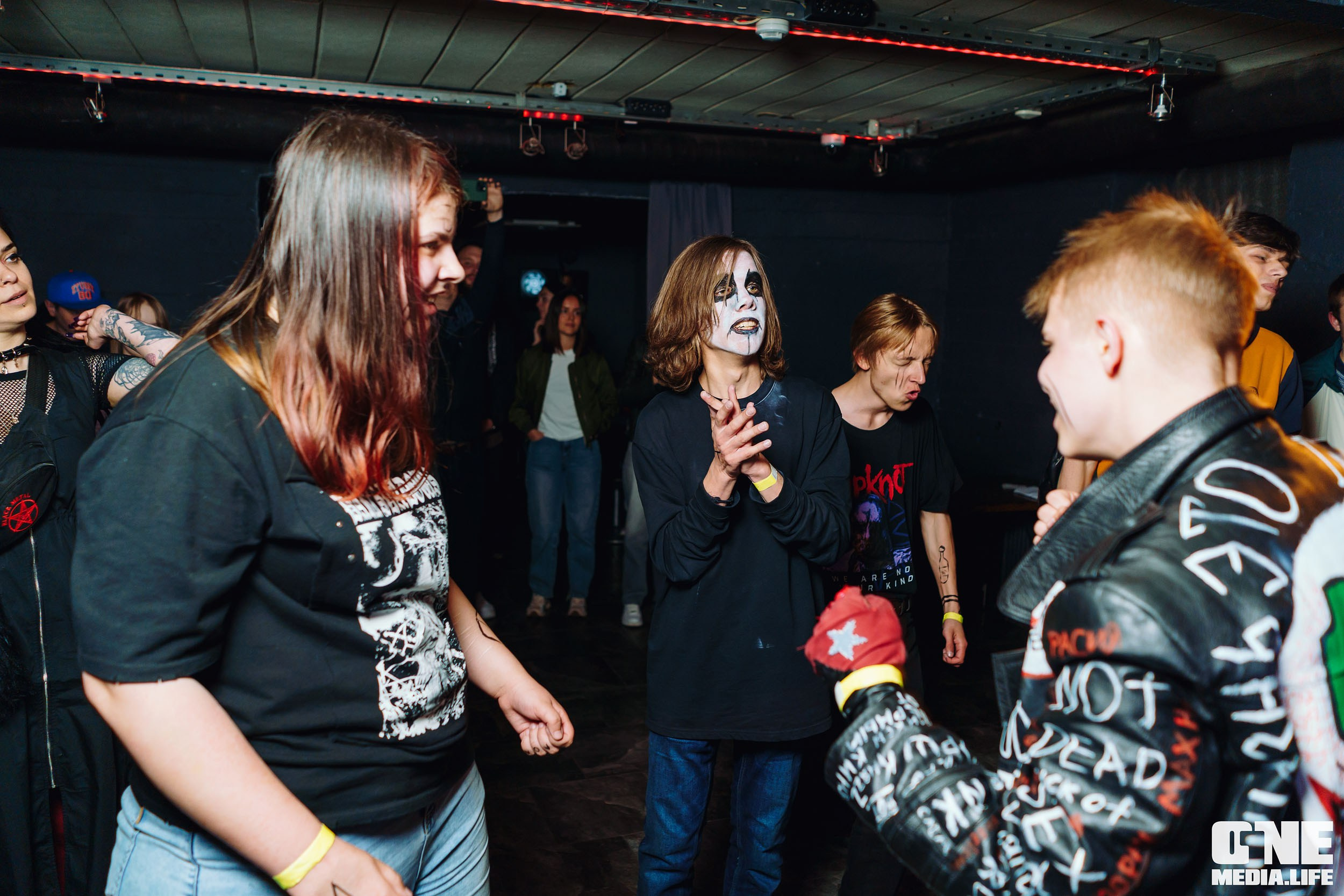 Фоторепортаж из бара Дредноут. One Media Life: фоторепортажи, фотоотчеты с мероприятий и заведений