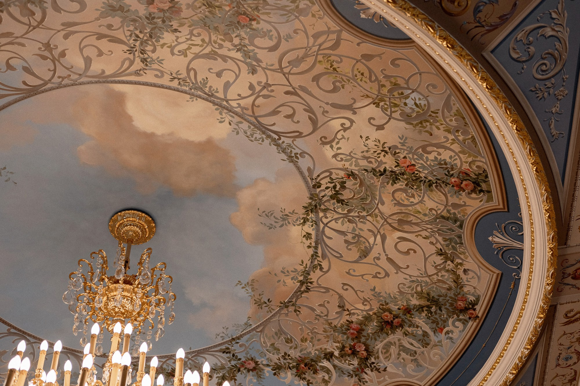 Свадьба на вилле Нимфея в отеле Крымский Бриз в Крыму. Свадебный фотограф, фотосъемка в Крыму, Севастополе, Симферополе, Ялте