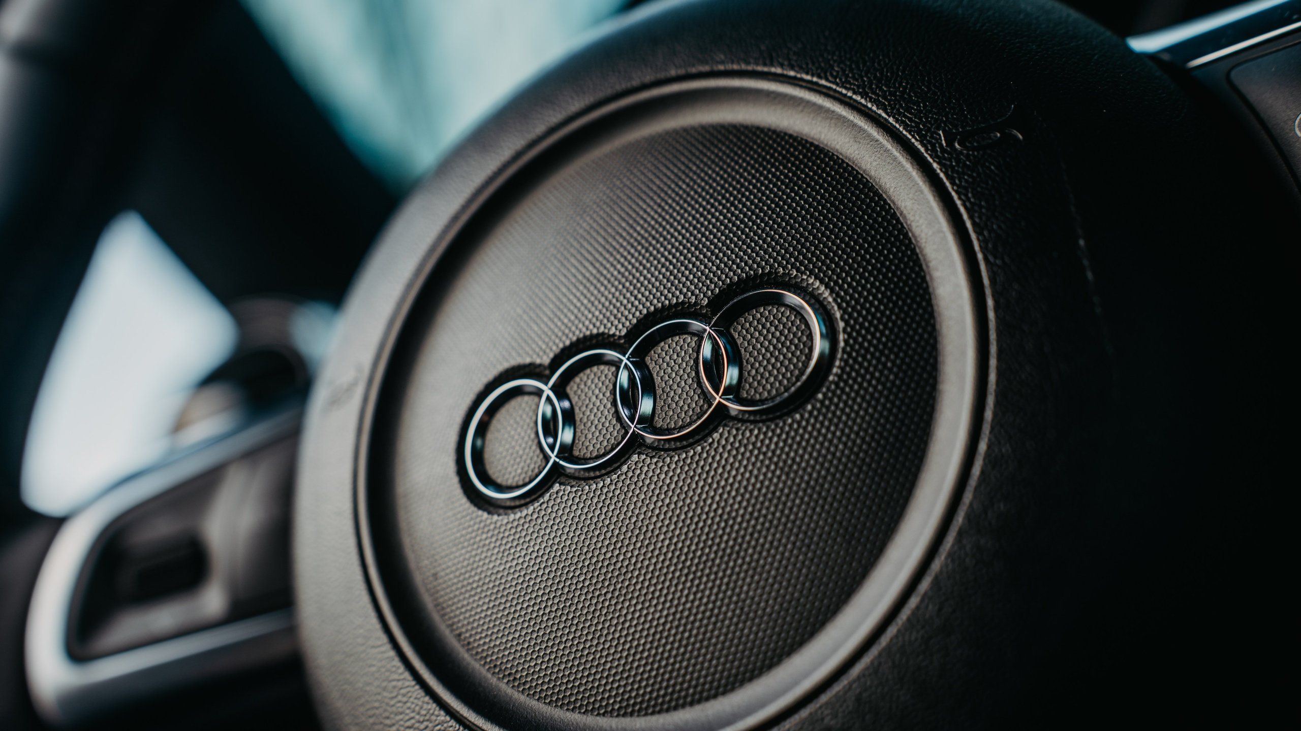 Audi TTs. Фотограф, видеограф и пилот дрона на Байкале