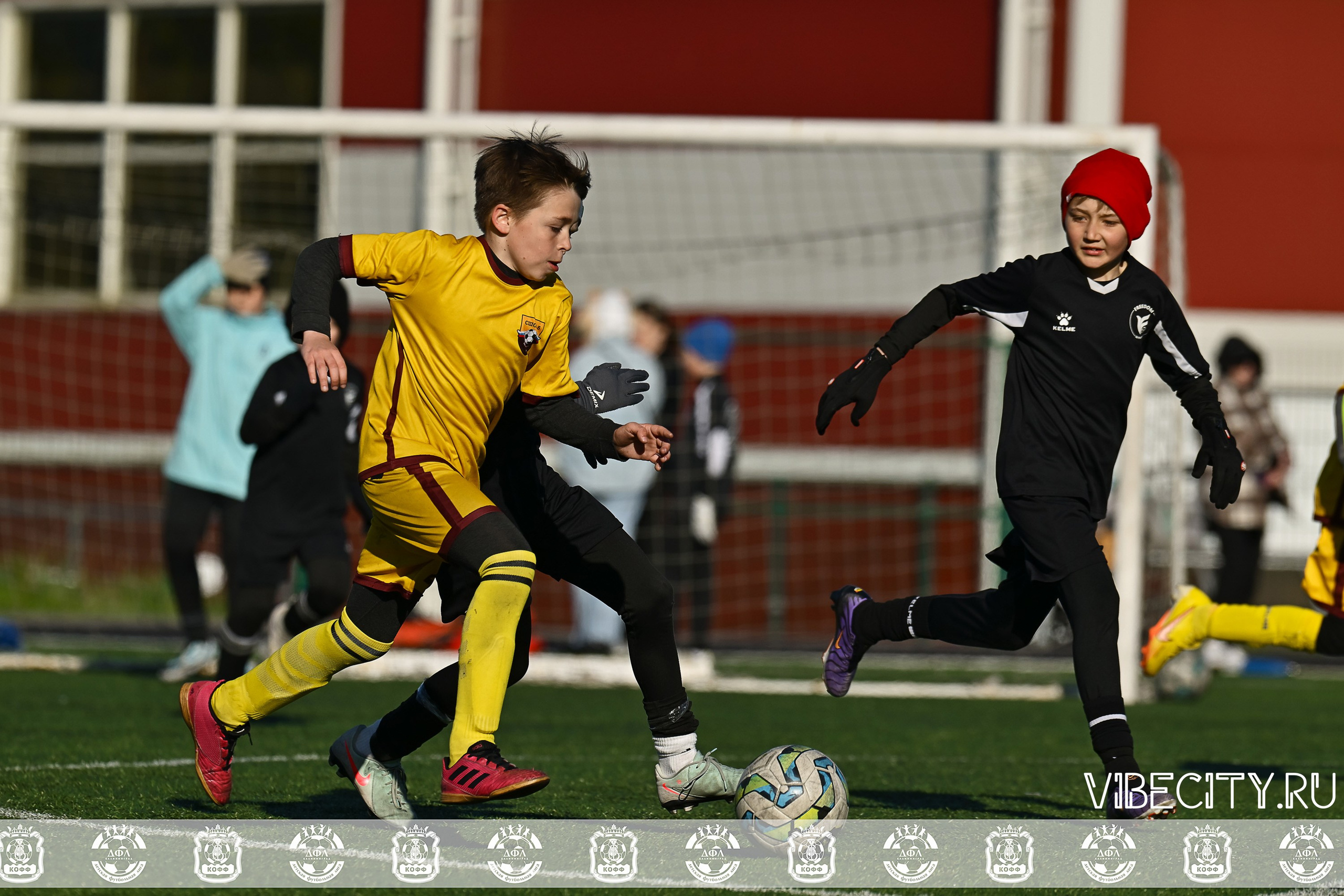 XIV ВСЕРОССИЙСКИЙ ФУТБОЛЬНЫЙ ФЕСТИВАЛЬ «ЗАГРУЗИ СЕБЯ ФУТБОЛОМ!». VIBECITY.RU Вайб Сити Ру Фоторепортажи Фотоотчеты Калининград
