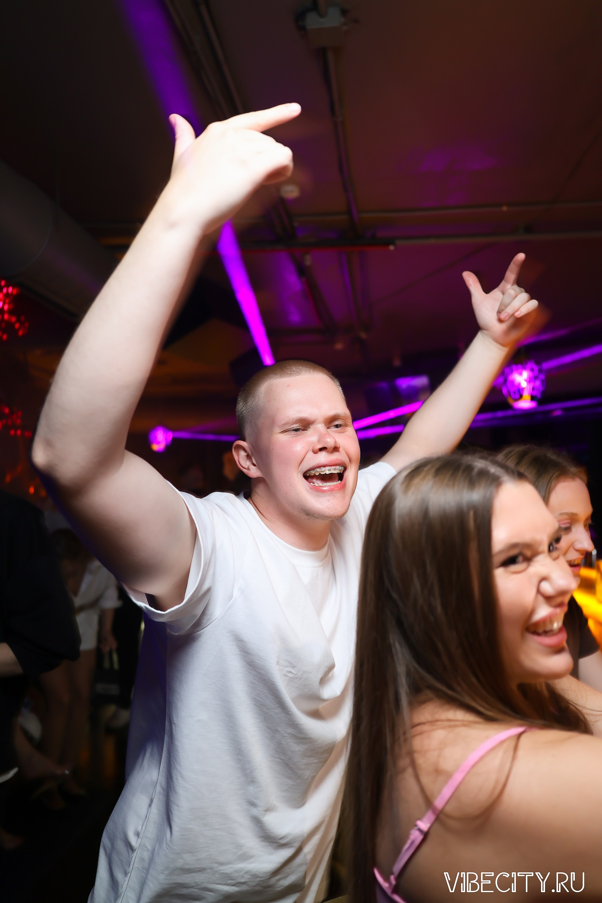 DOUBLE U. VIBECITY.RU Вайб Сити Ру Фоторепортажи Фотоотчеты Калининград