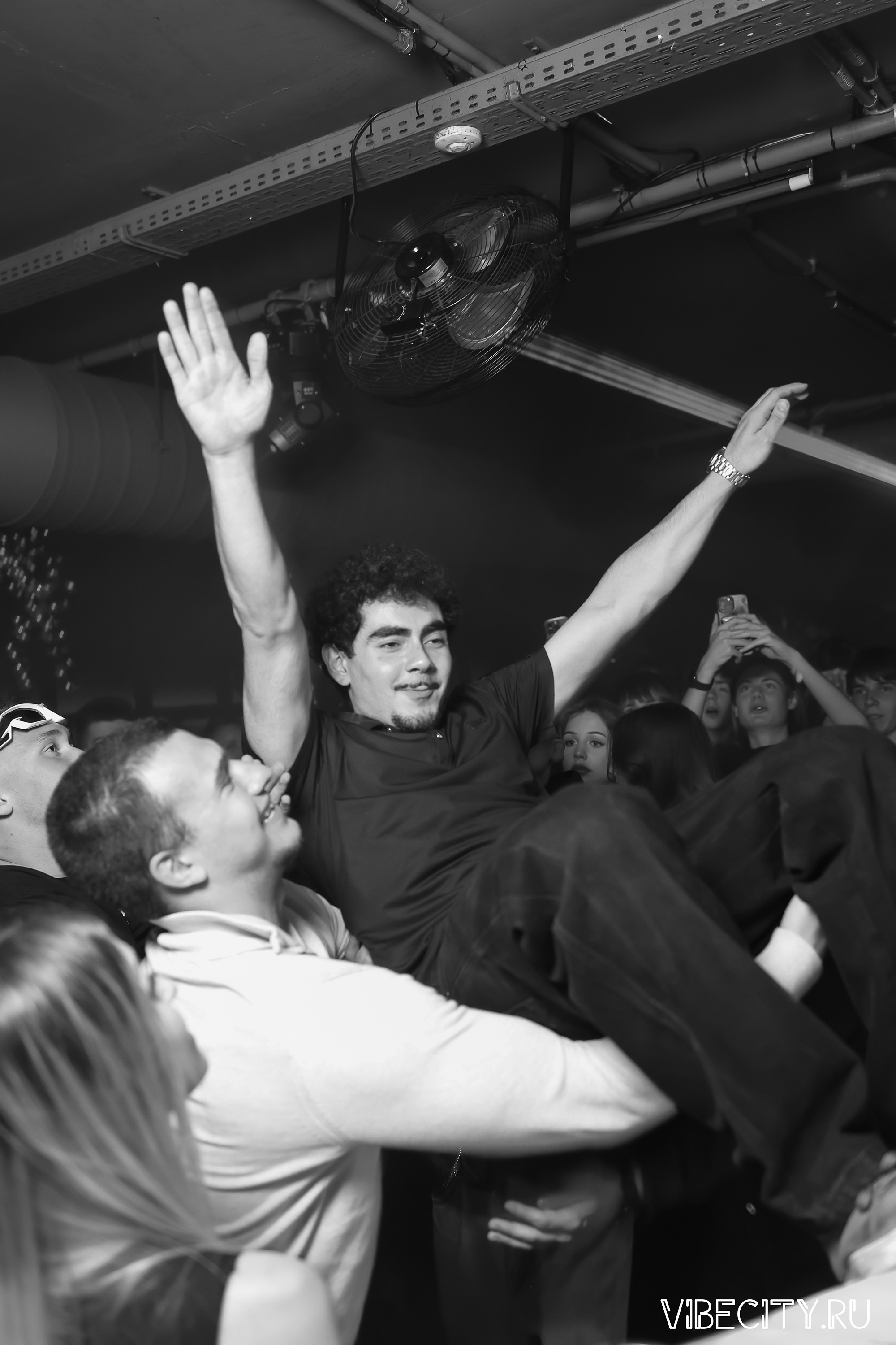 DOUBLE U. VIBECITY.RU Вайб Сити Ру Фоторепортажи Фотоотчеты Калининград