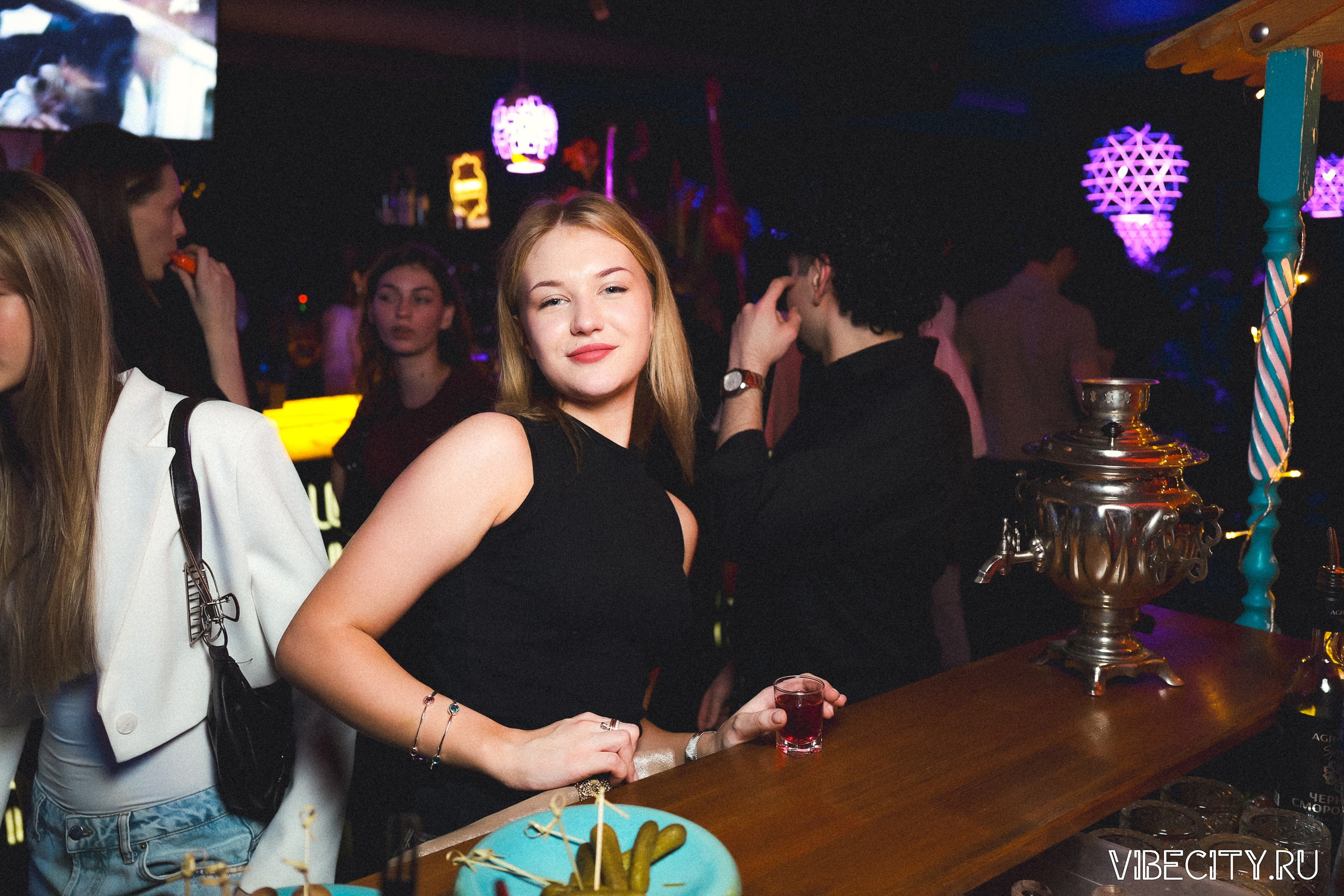 DOUBLE U. VIBECITY.RU Вайб Сити Ру Фоторепортажи Фотоотчеты Калининград