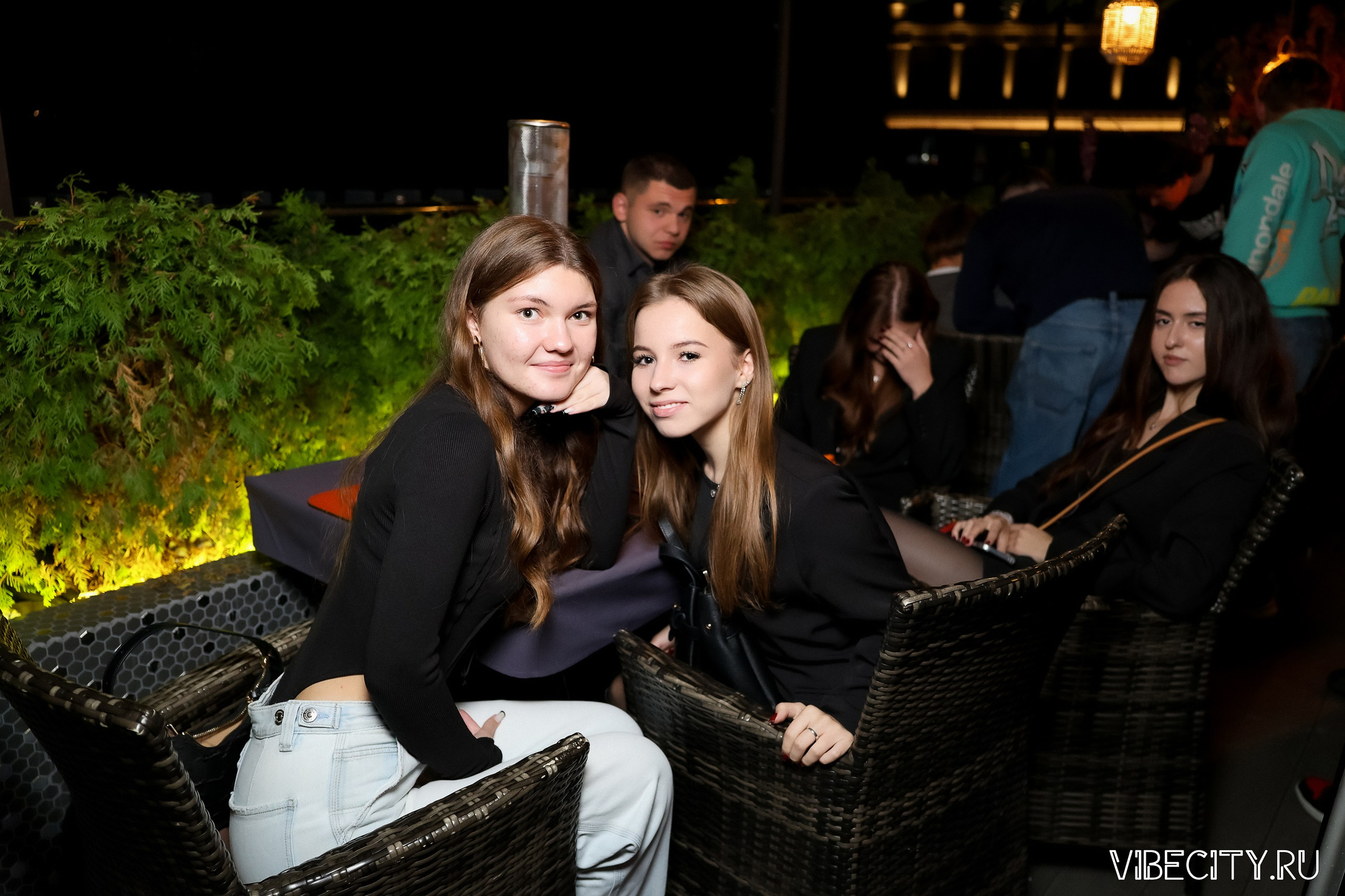 DOUBLE U. VIBECITY.RU Вайб Сити Ру Фоторепортажи Фотоотчеты Калининград