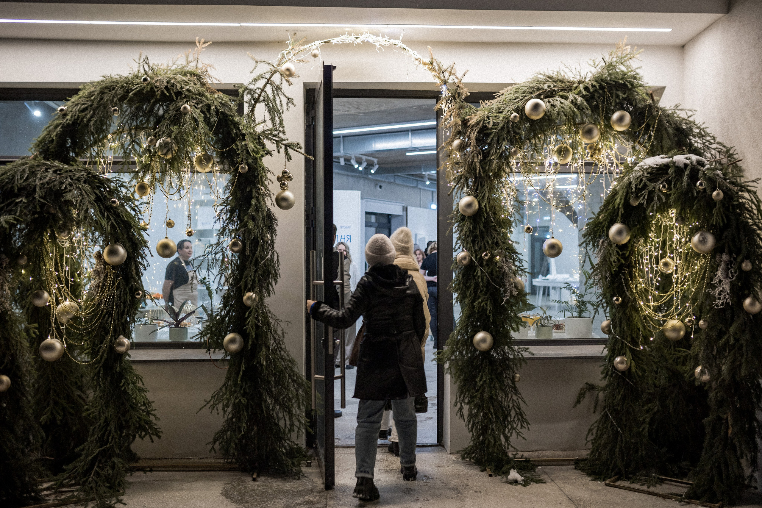 «Не сегодня» проект команды студии «Тихая». Фотограф городских и семейных событий Артем Карпухин