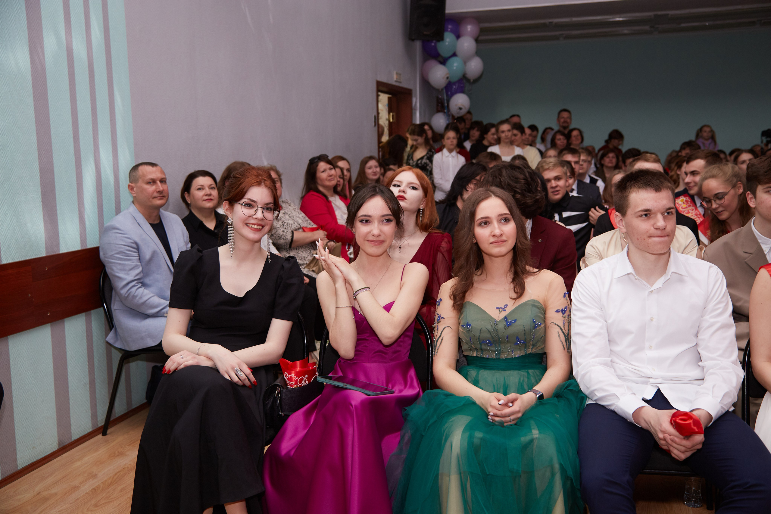 Последний звонок. Фотограф Савченко Люба. Москва