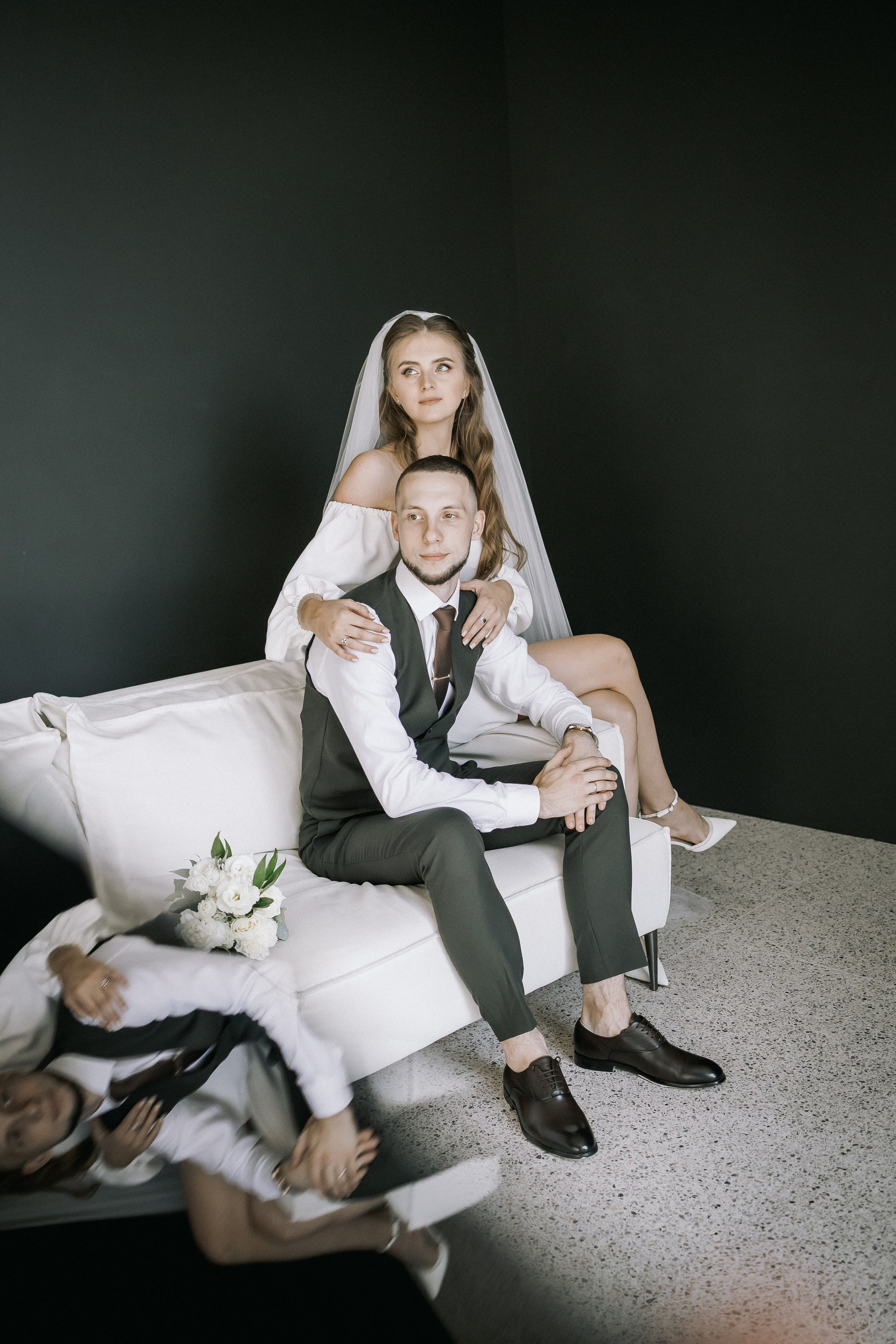 Свадебная прогулка. Эвелина и Дмитрий. Свадебная фотография. Арина Рубах