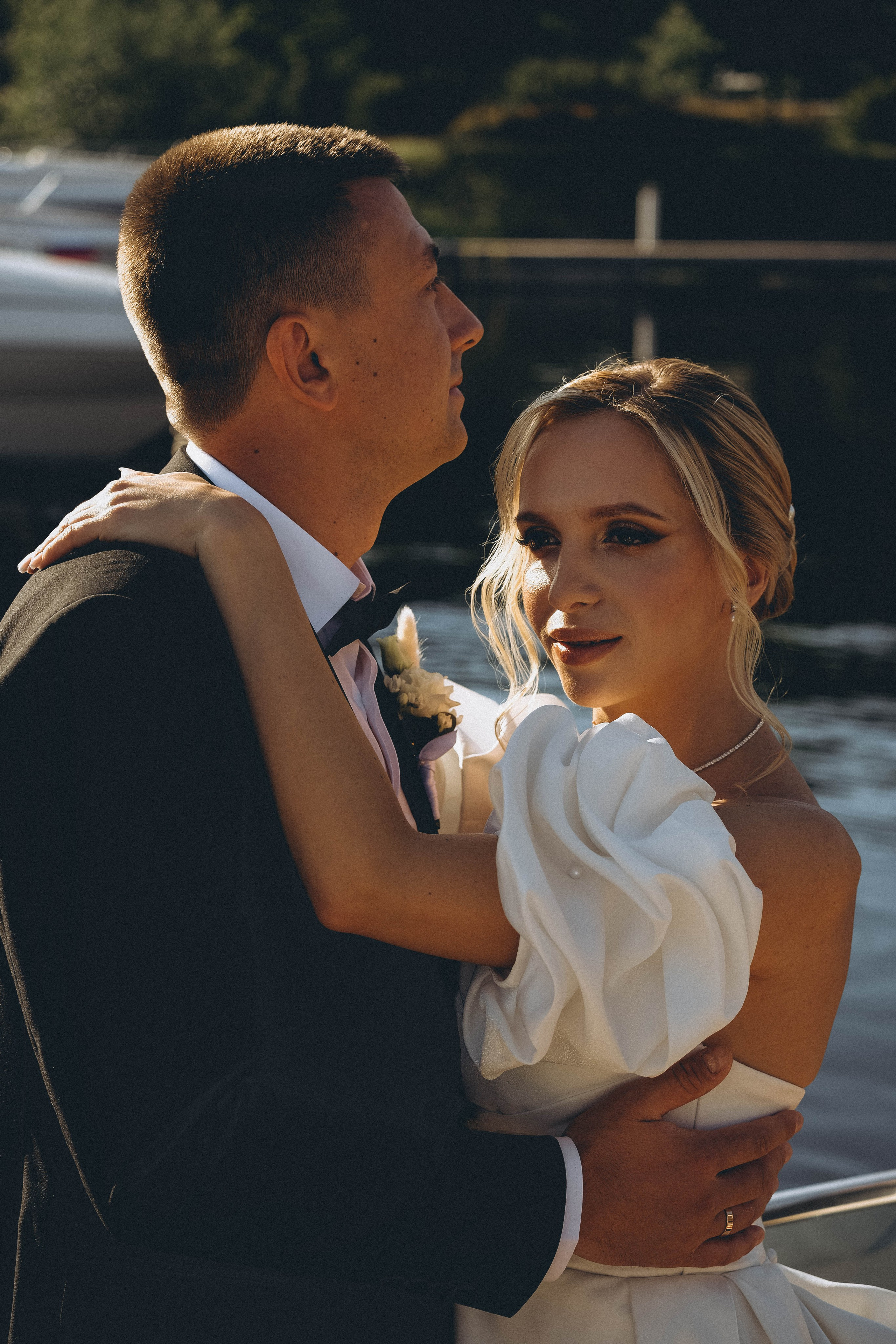 СВАДЕБГНАЯ ПРОГУЛКА ПО КАНАЛ САНКТ-ПЕТЕРБУРГА НА КАТЕРЕ. Профессиональный фотограф, Санкт-Петербург — Виктория Богомолова