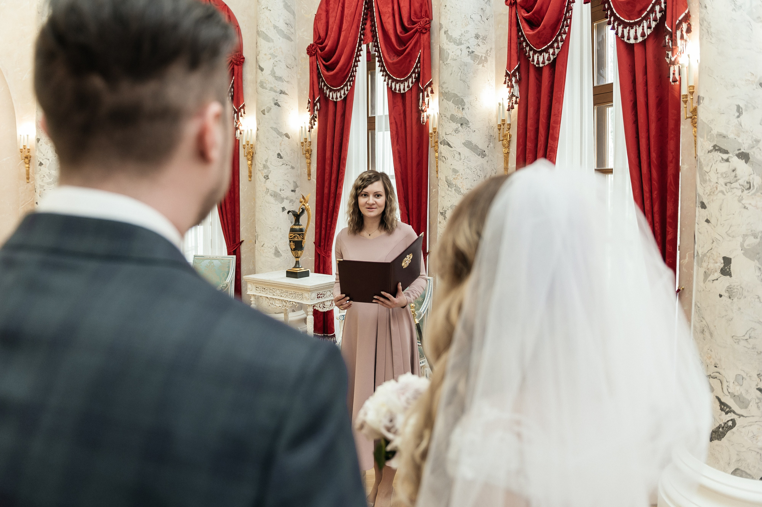 Регистрация брака и свадебная фотосессия в музее-заповеднике Остафьево. Свадебный фотограф Москва — Сергей и Татьяна