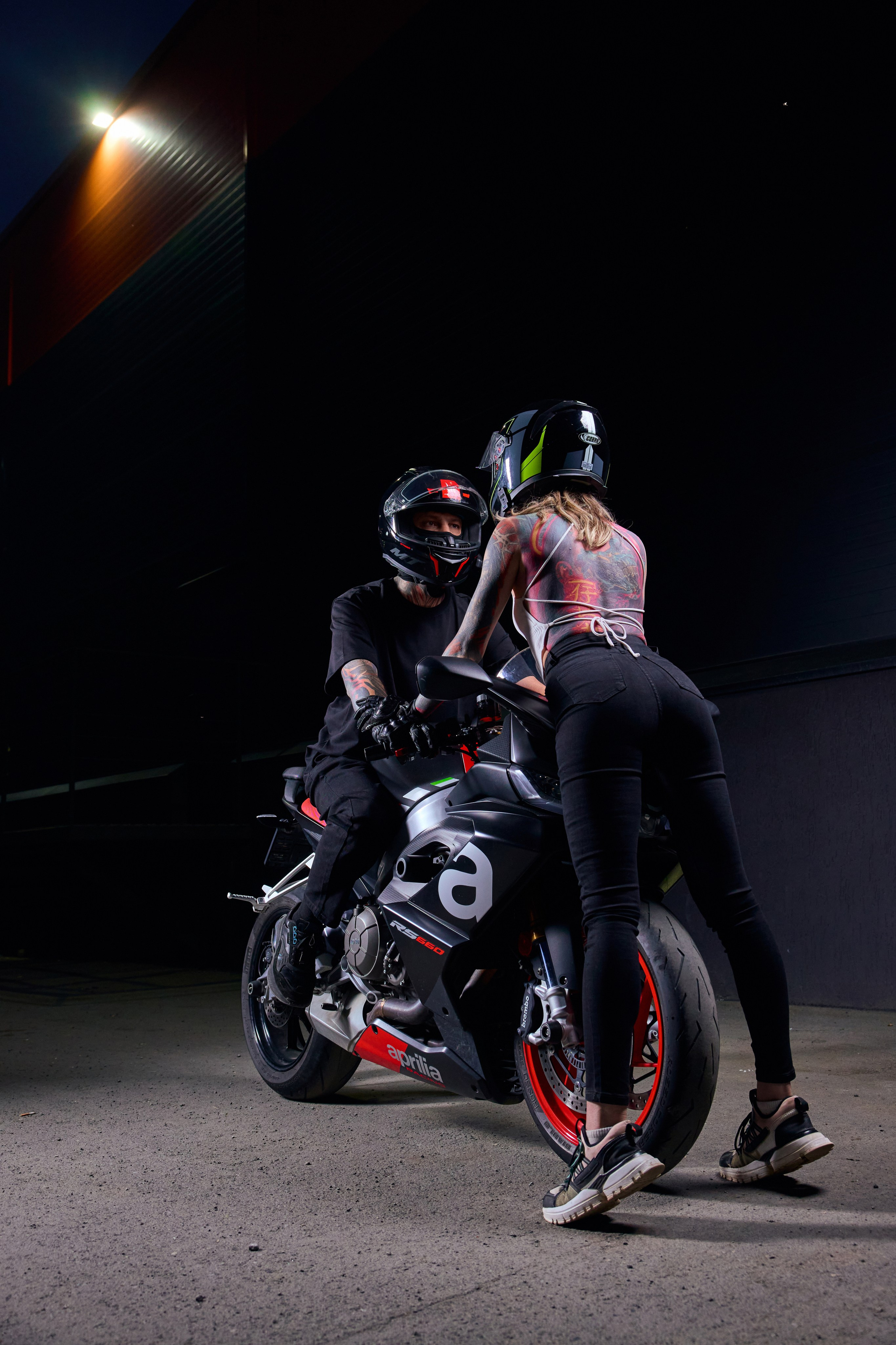 Алиса, Никита и Aprilia. Фотограф и видеограф в Екатеринбурге, Москве и Санкт-Петербурге, Калининграде