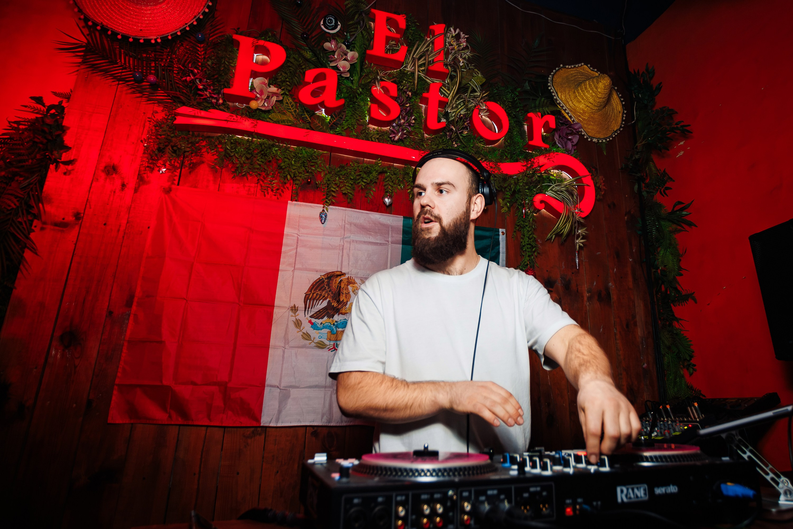 День мексиканского флага_El Pastor_Симферополь_24.01.2025. Аминов Руслан | Фотограф