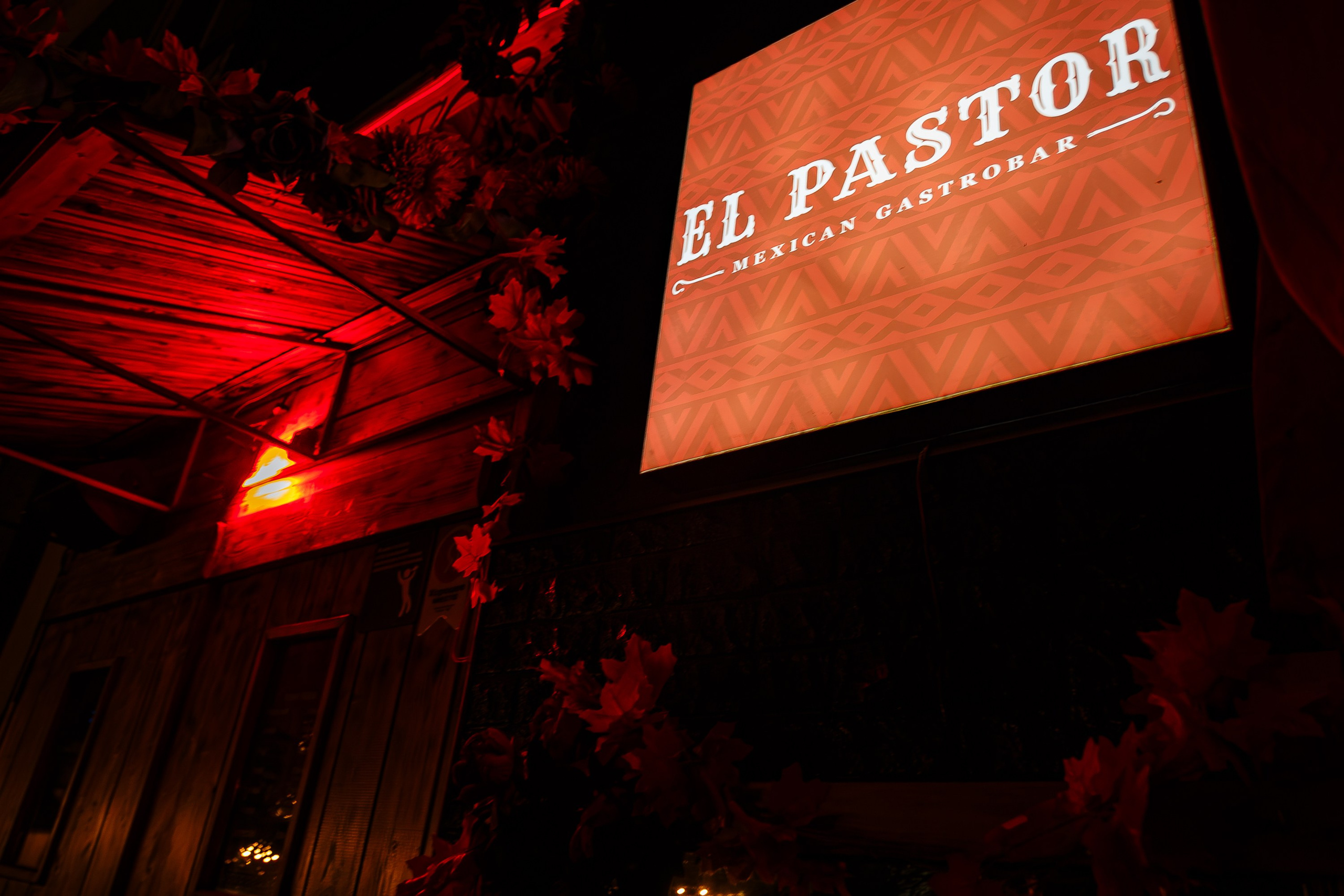 День благодарности_El Pastor_Симферополь_6.12.2024. Аминов Руслан | Фотограф