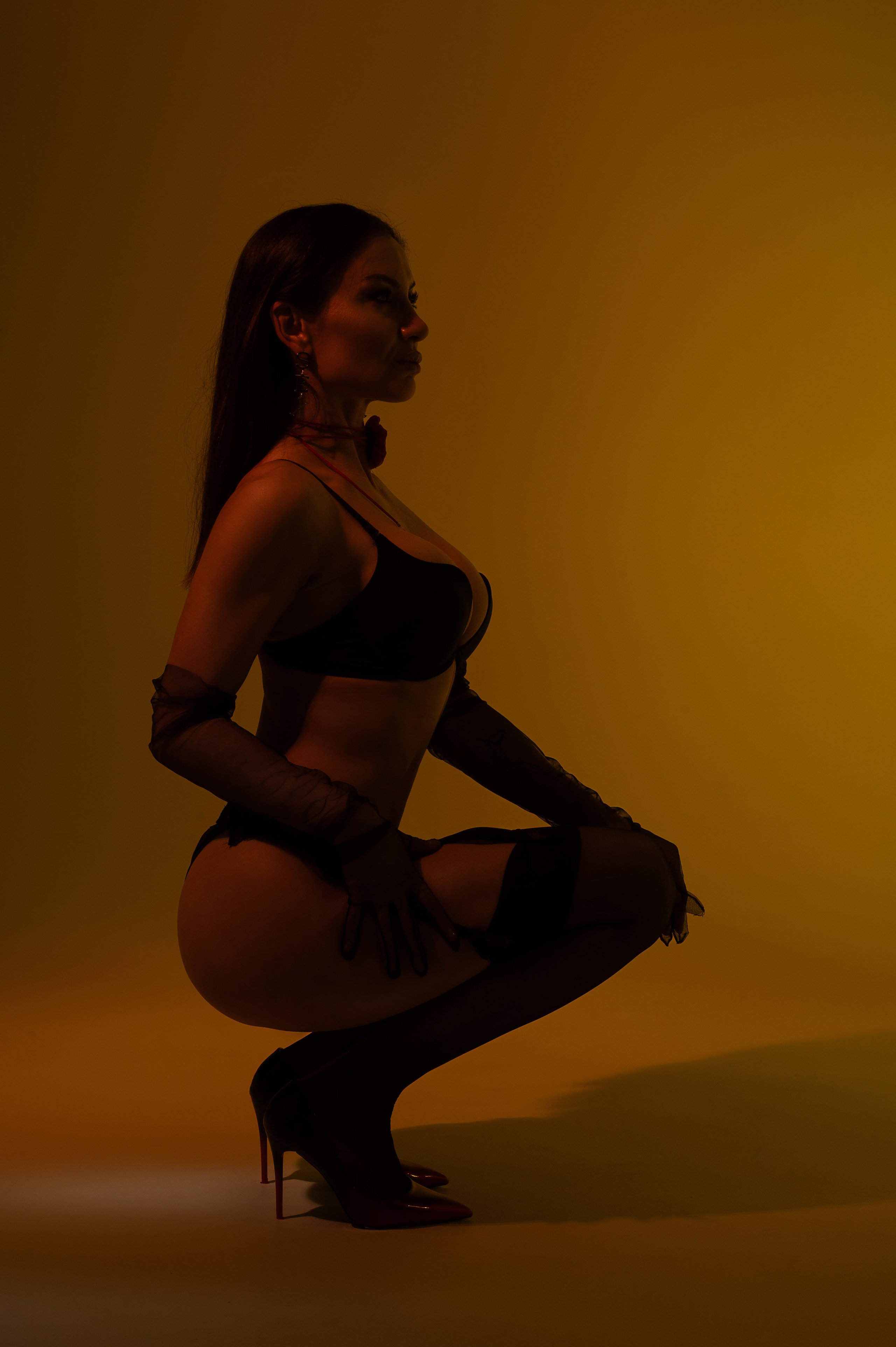 Фотосессия женская в белье на циклораме. Женский фотограф Санкт-Петербург Александра Колий