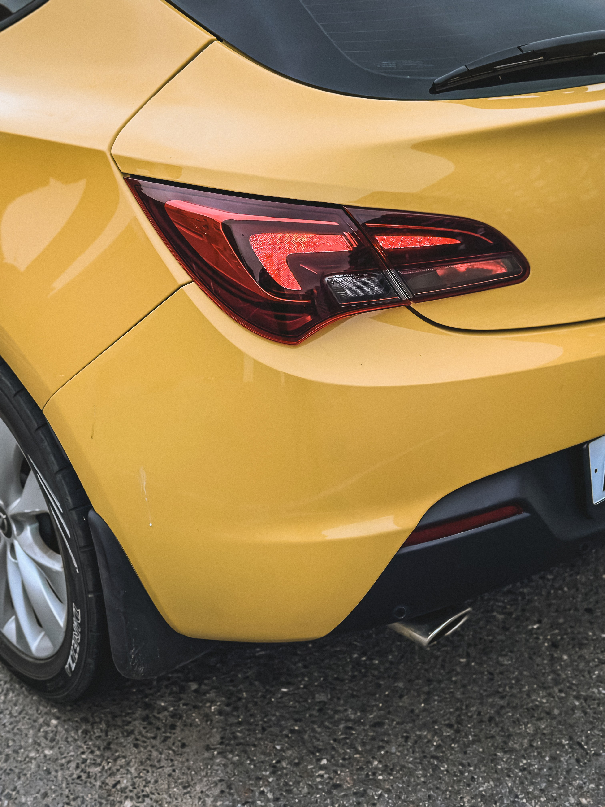 Короткая фотосессия. Opel Astra. Ирина Санрайз — Автомобильный фотограф в Москве