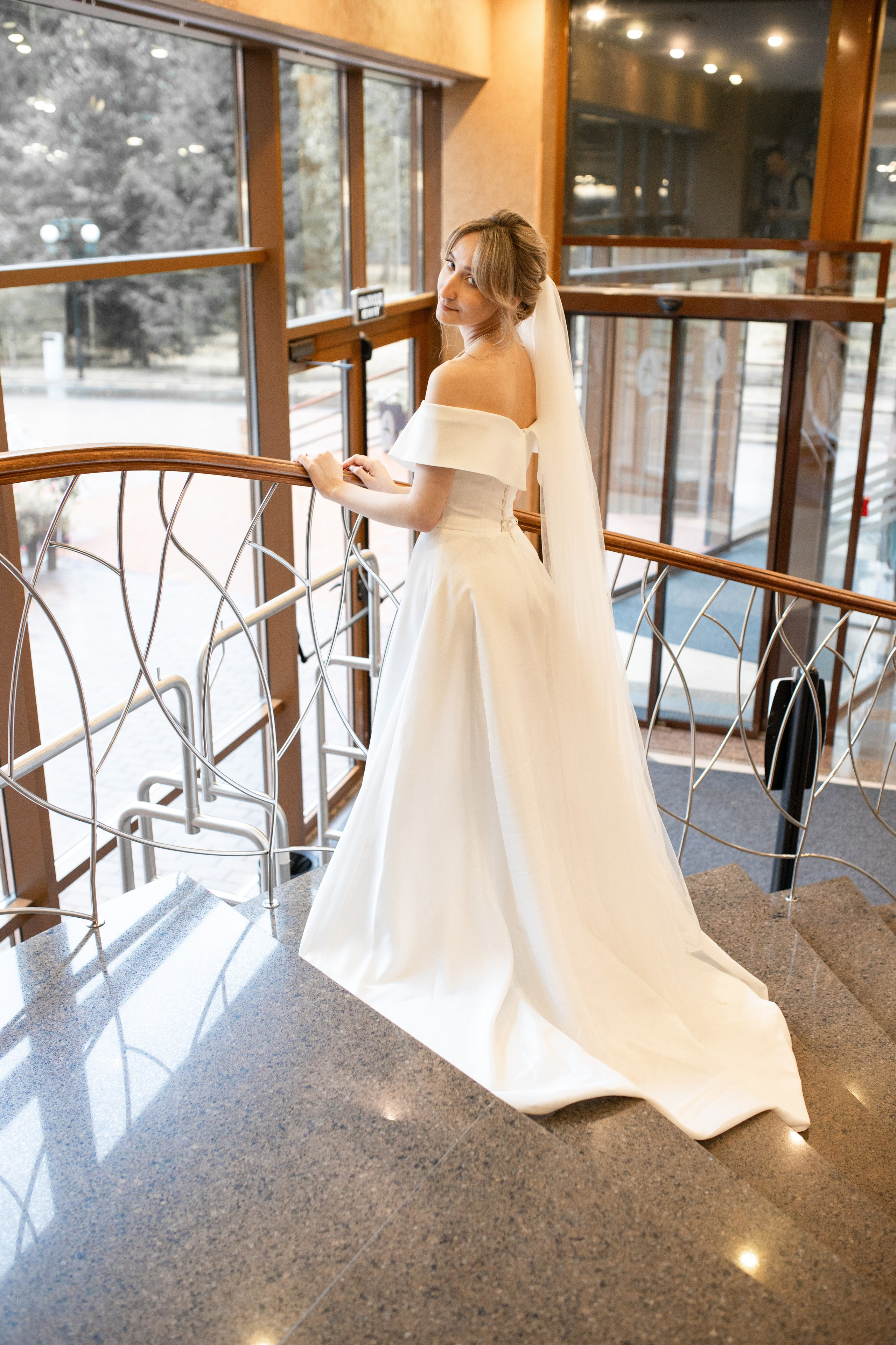 Свадебная фотосессия в отеле Ареал. Фотограф в Железнодорожном и Балашихе