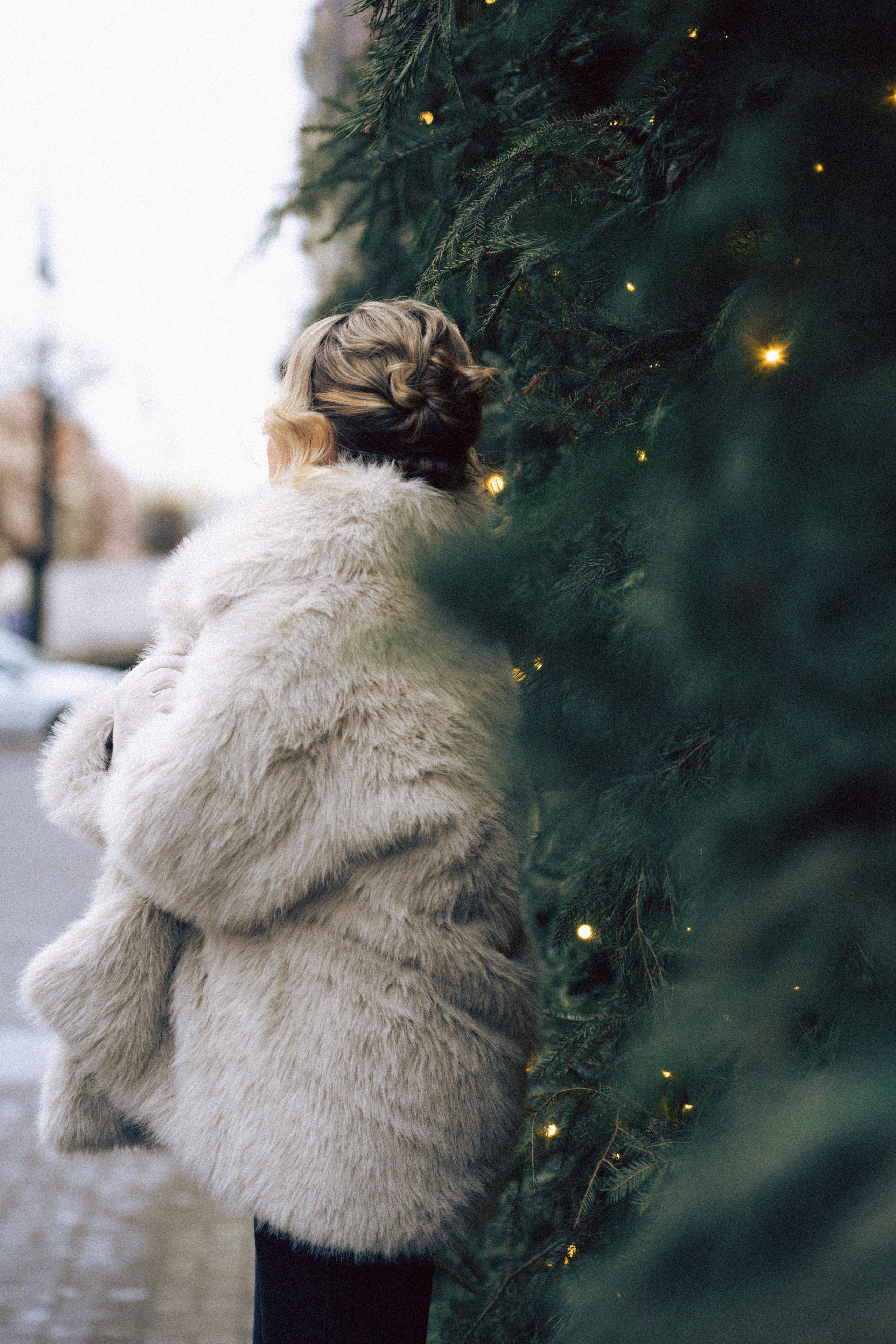 НОВОГОДНЯЯ ФОТОСЕСИИЯ В СТУДИИ ДЛЯ ДЕВУШКИ И ПРОГУЛКА ПО ЧЕРНЫШЕВСКОЙ. Профессиональный фотограф, Санкт-Петербург — Виктория Богомолова