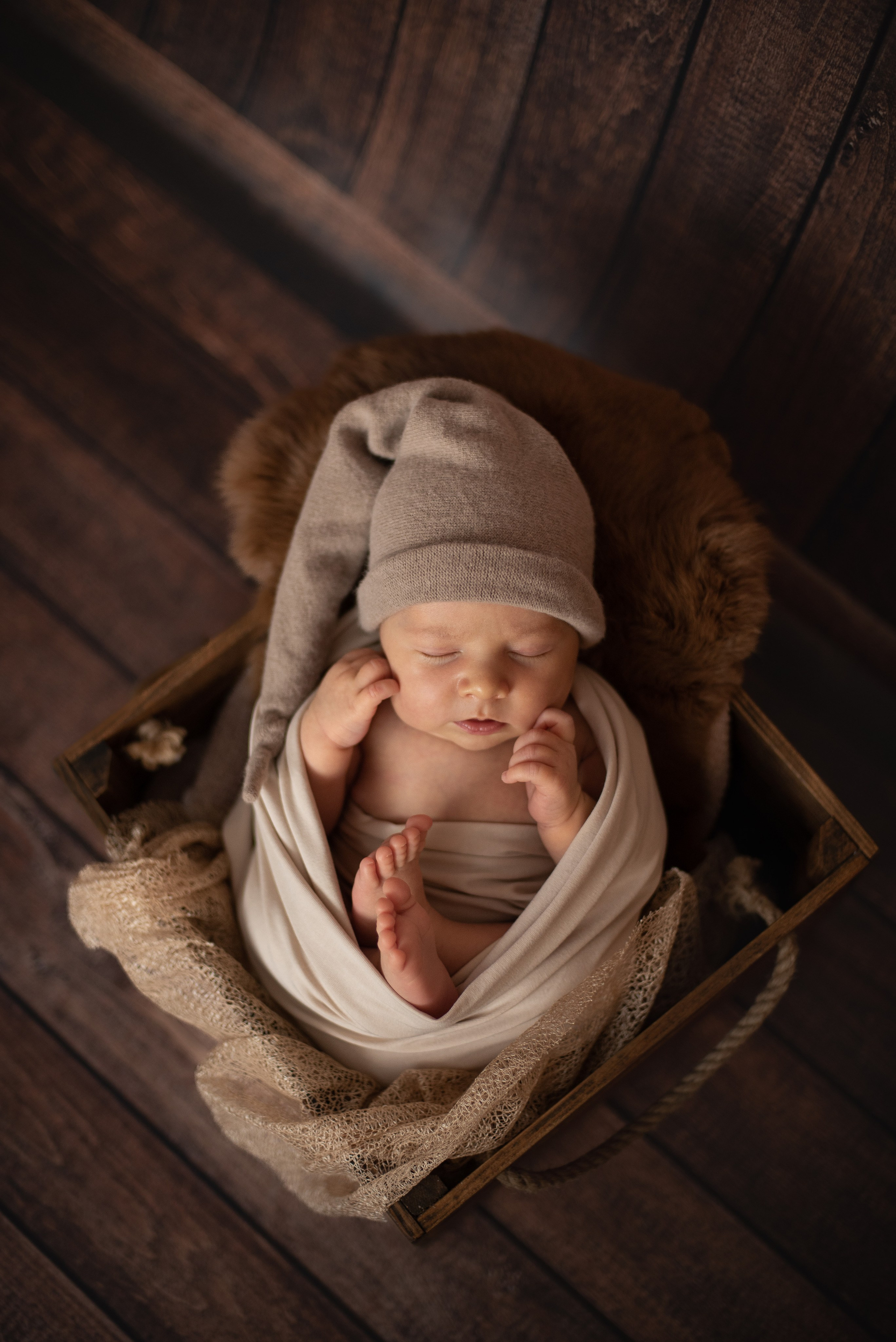 Фотосессия новорожденного. Профессиональный фотограф новорожденных Тверь