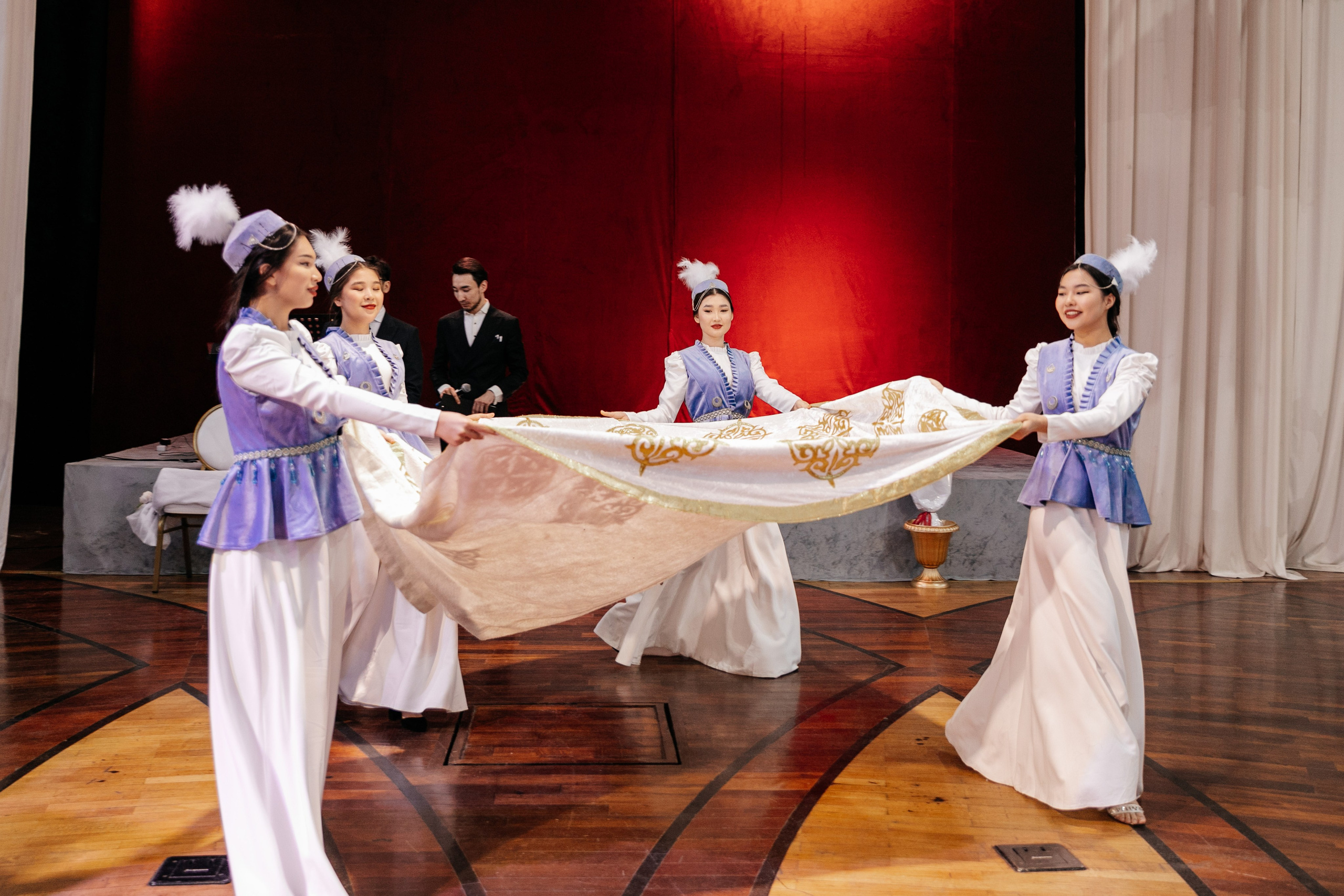 Свадебный банкет Абылайхан и Меруерт. Akkanatart.kz