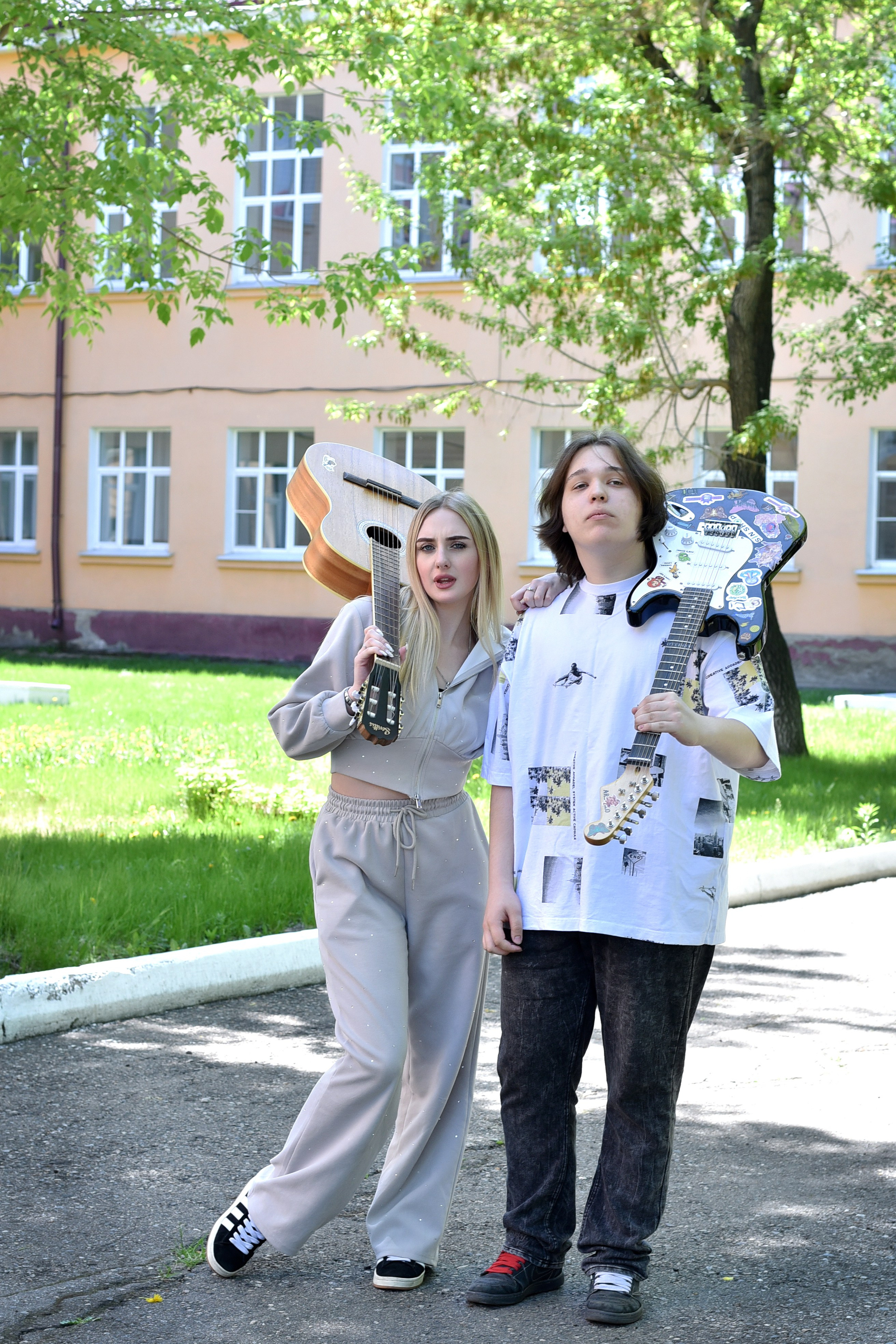 ФОТОСЕССИЯ В ПАРКЕ весна. Школьный фотограф ЛАРИСА МАТВЕЕНКО