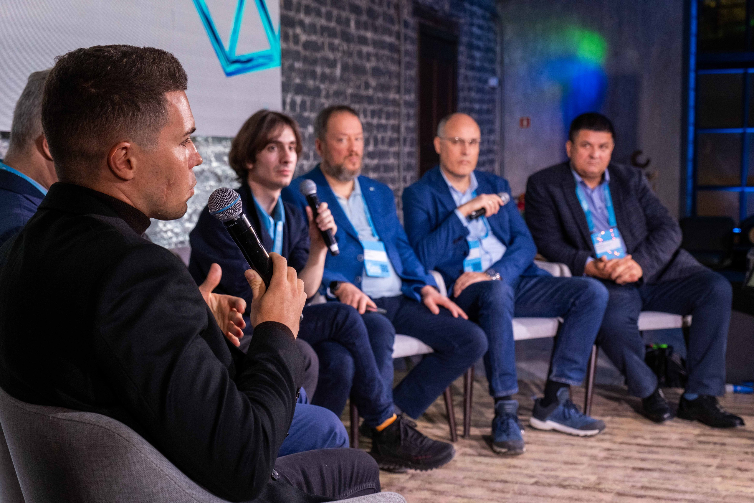 Альбом конференция. Фото тур