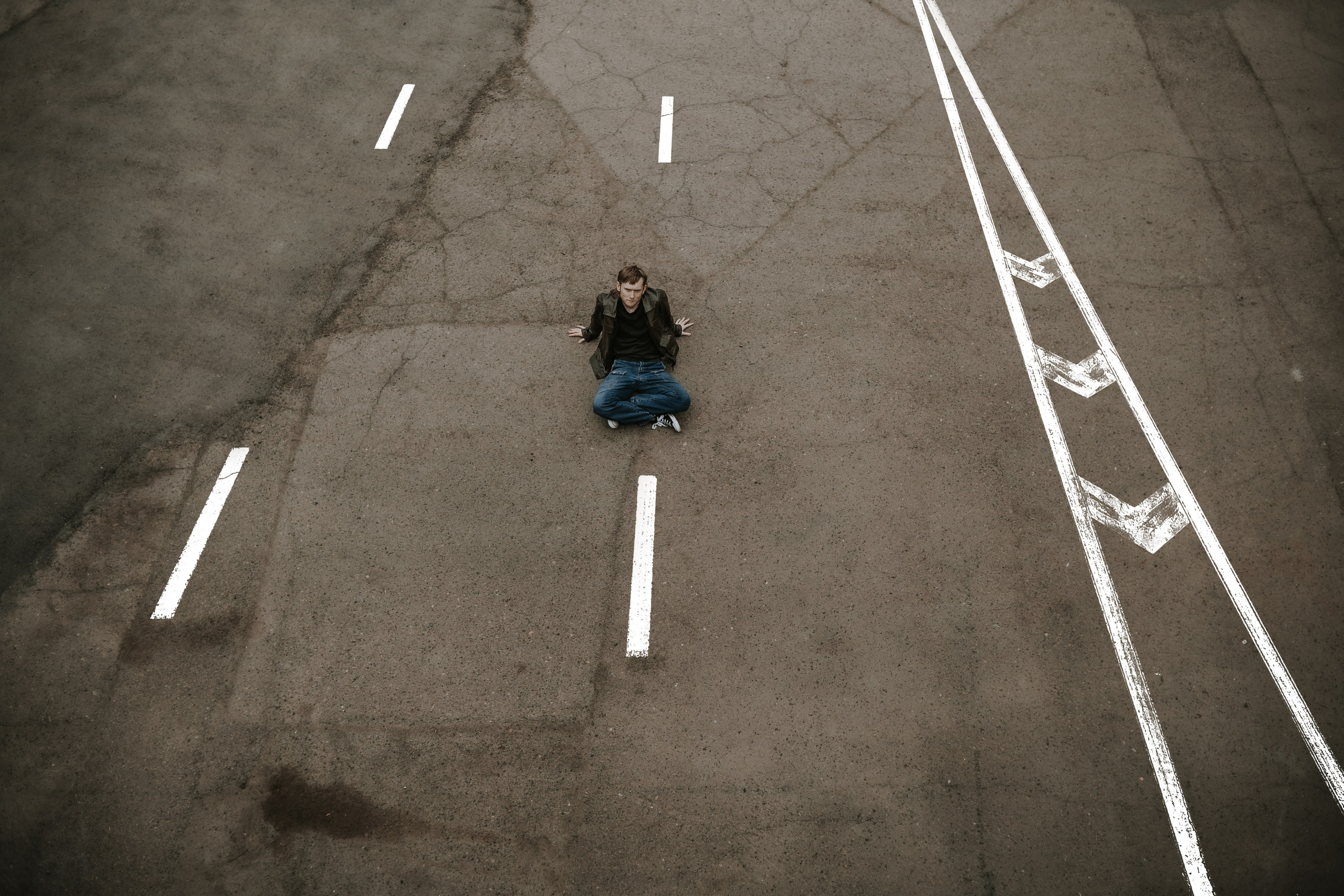 Илья. Городская прогулка. Фотограф Регина Крикунова г. Красноярск