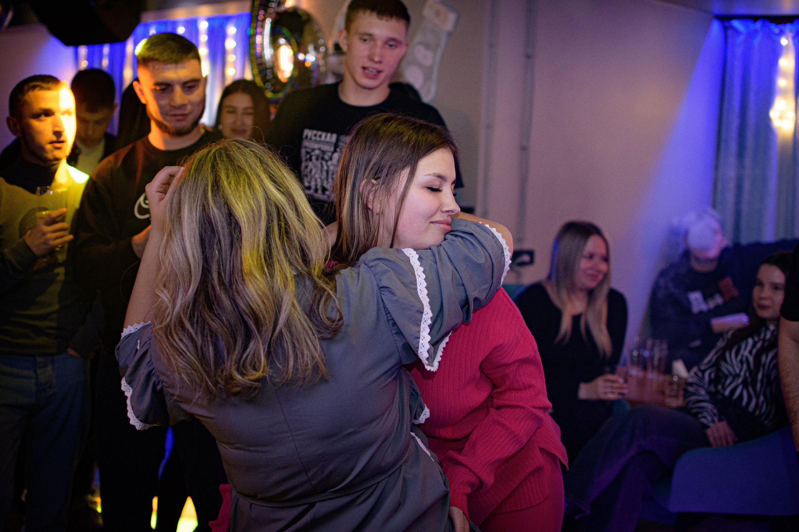 HOLLYWOOD / 6 YEARS. Photokarish