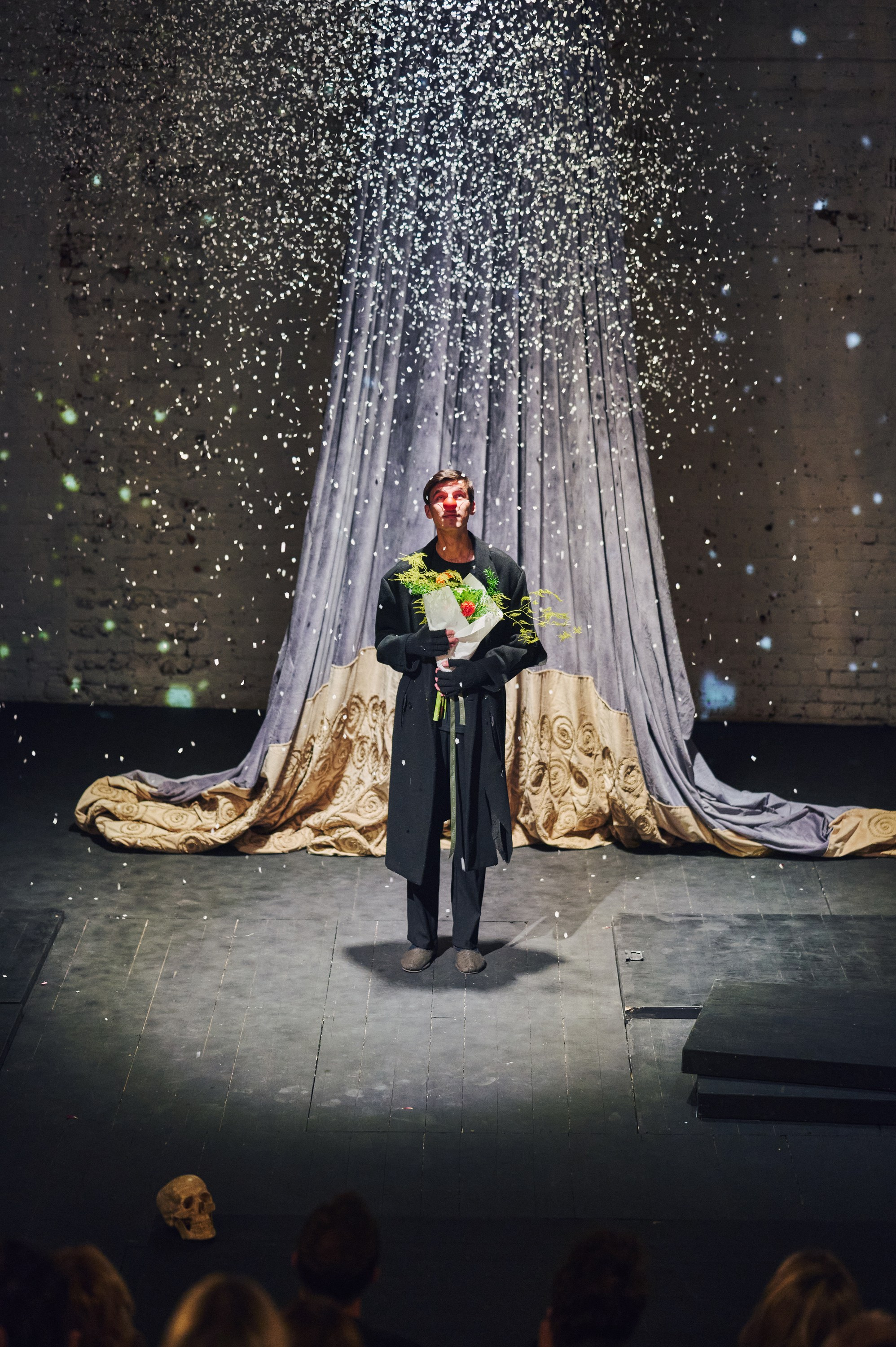 Закрытый показ спектакля «ГАМЛЕТ»