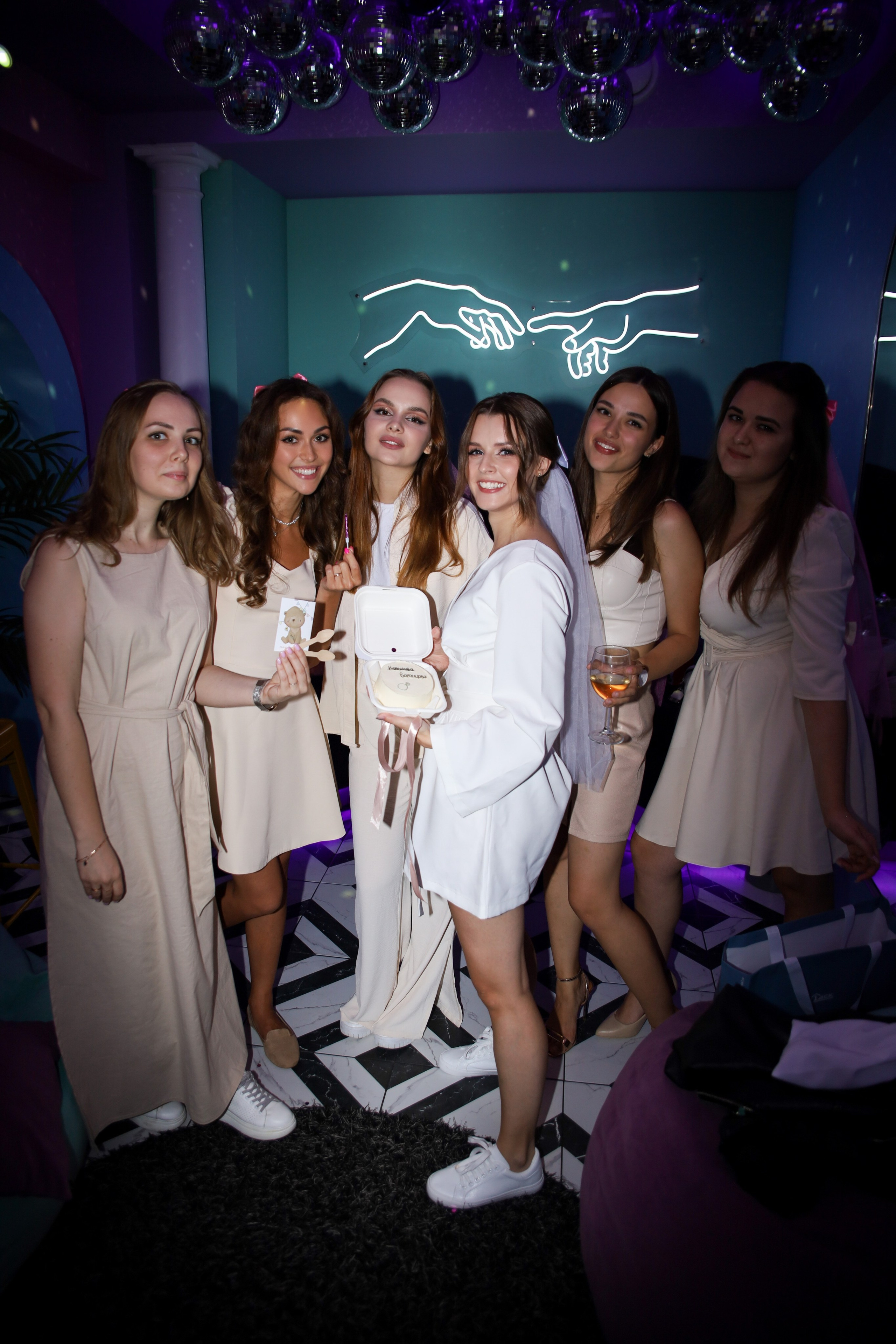 Девичник. Лофт. Главная