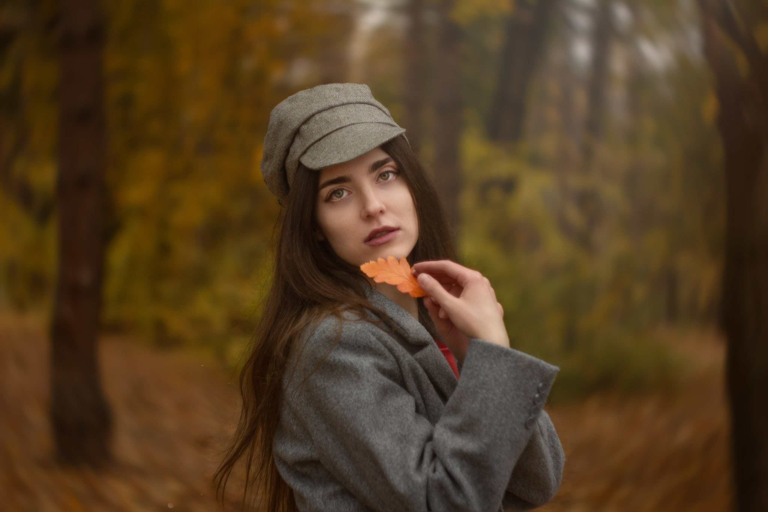 Индивидуальная женская фотосессия в студии и на улице. Портретный фотограф в Краснодаре Надежда Дудова