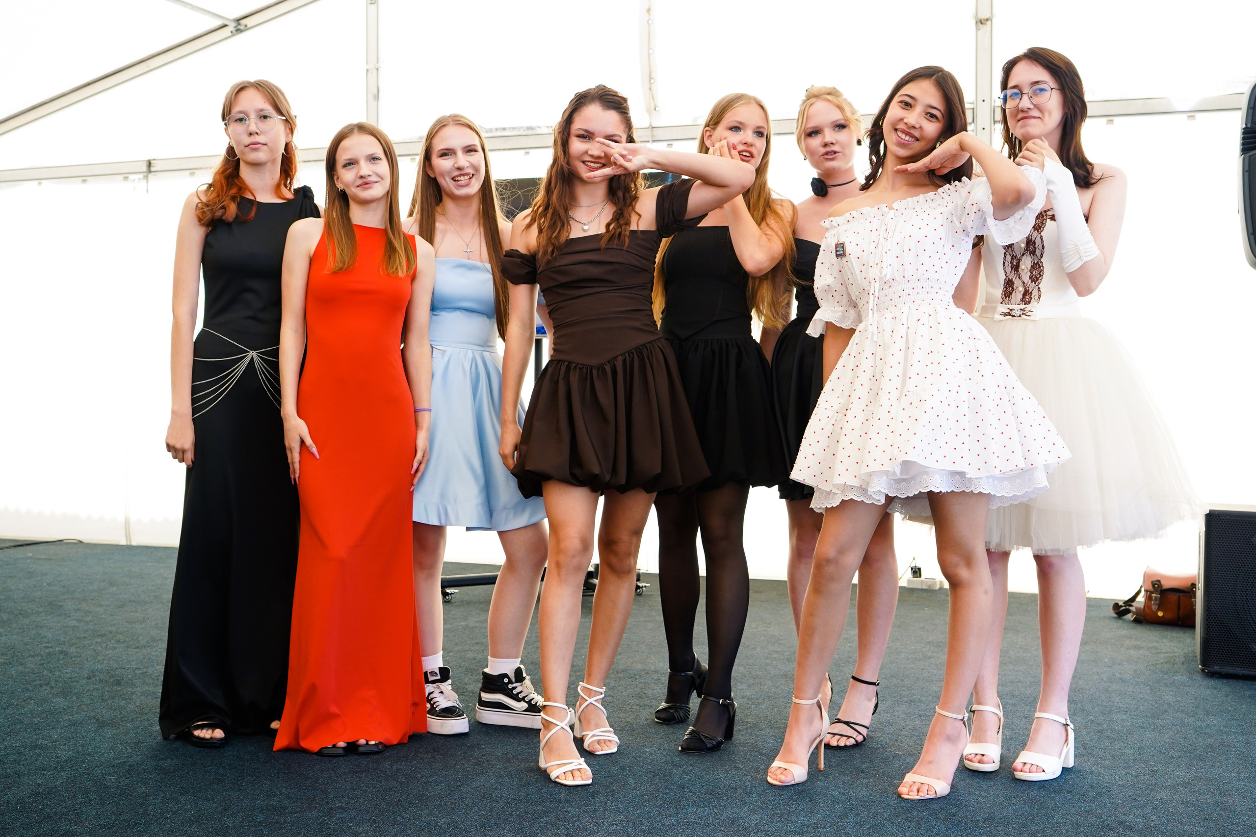 Выпускной 9 класса школа 19 в Коматек. Семейный и портретный фотограф в Екатеринбурге Анна Лобанова