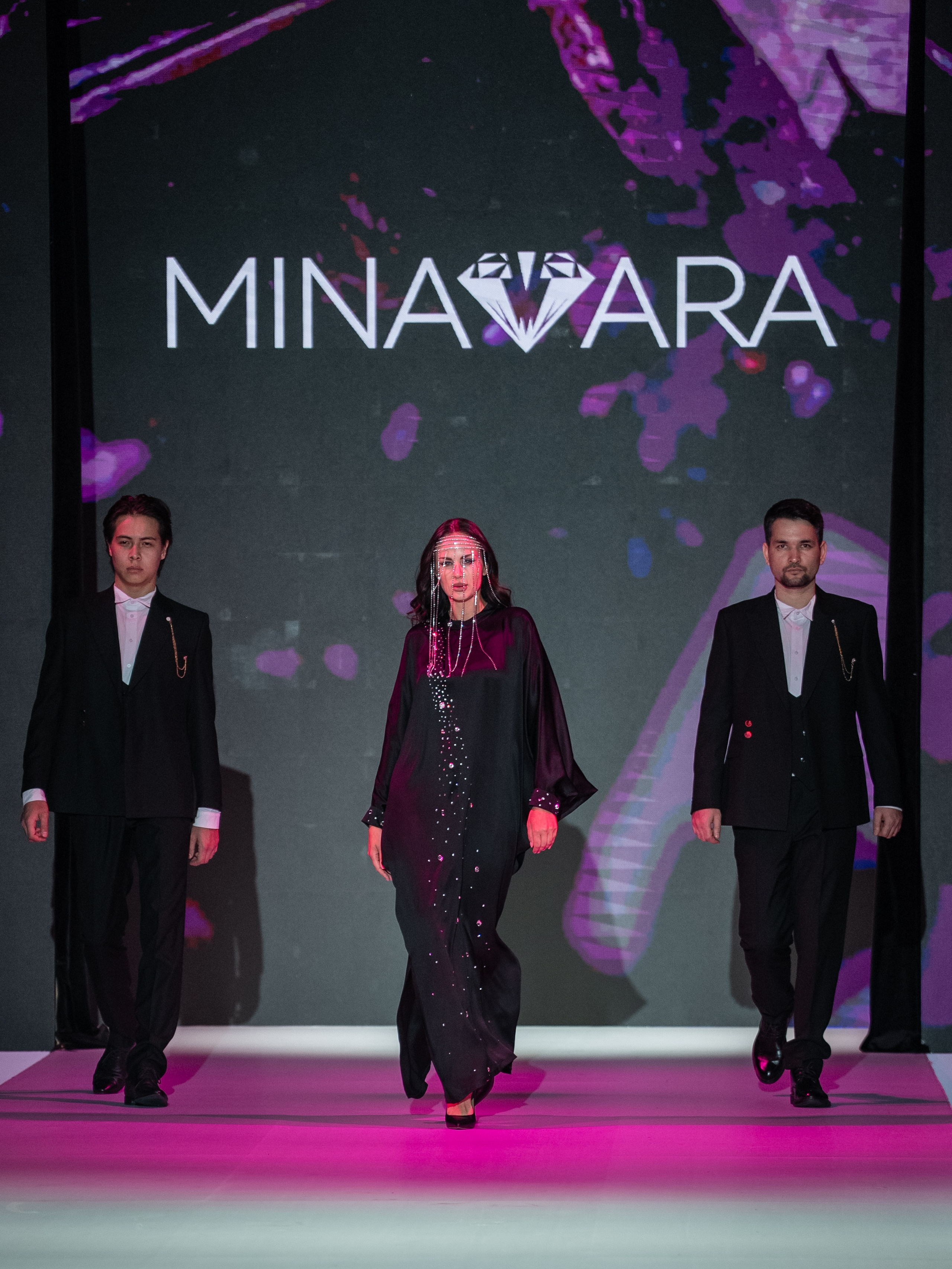 Eurasia Fashion Week Minavara. Сайт Алматинского НЮ АРТ, будуар и фэшн фотографа Дениса Карпенко