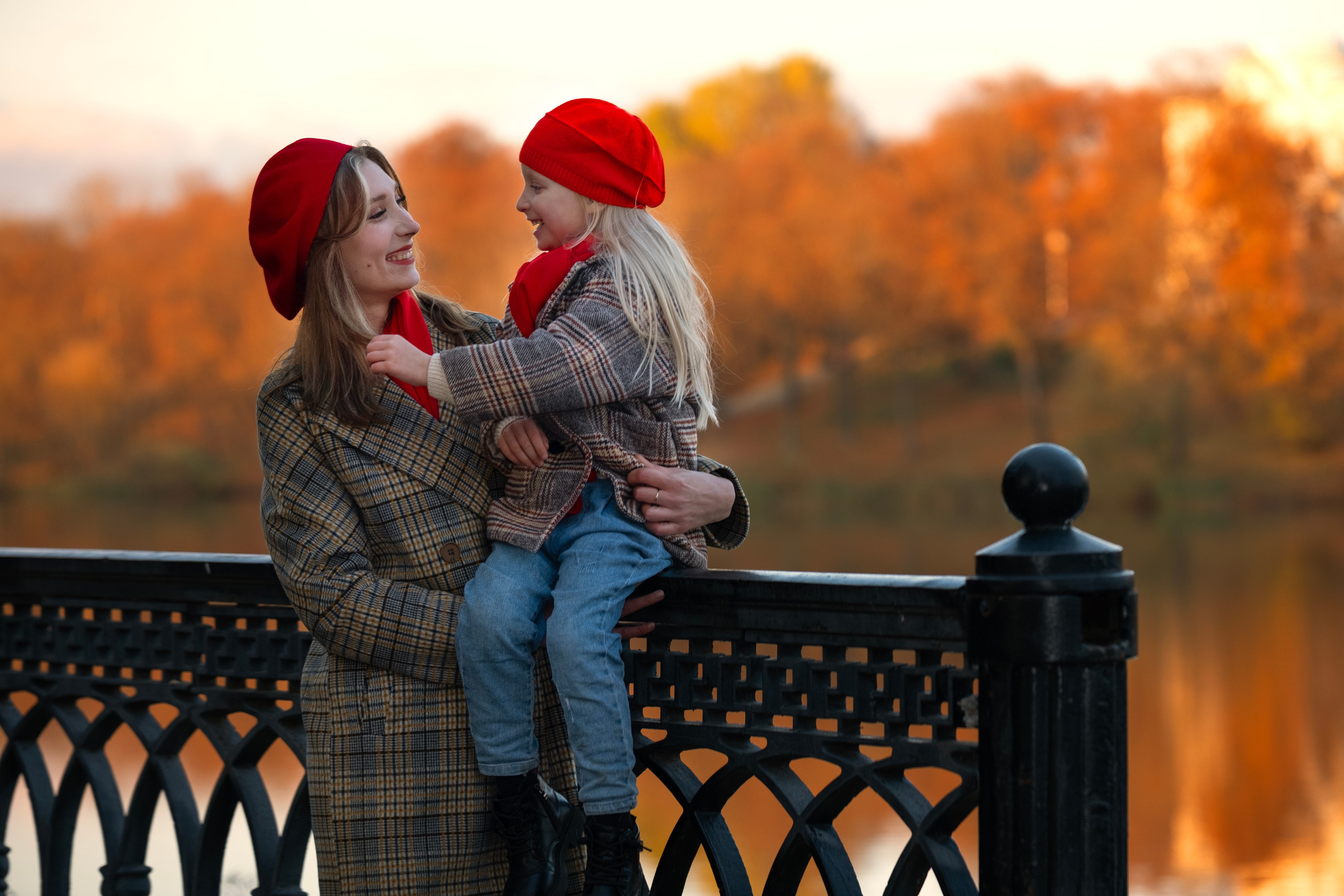 Катя и Ксюша. Лиза Рязанцева