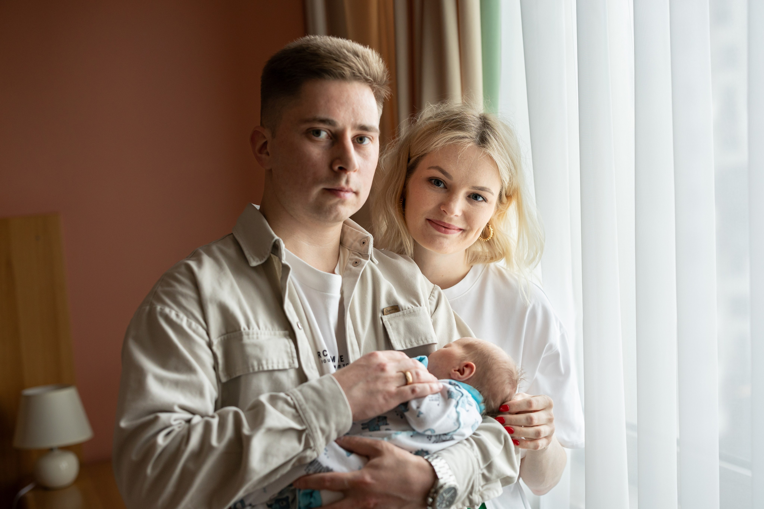 Выписка из роддома. Семейный и детский фотограф в Москве Орешина Юлия