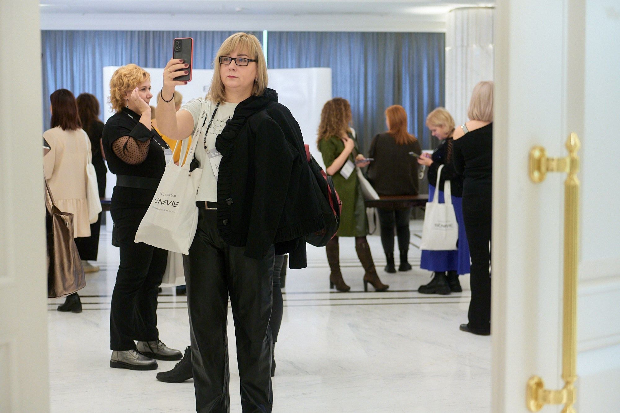 Конференция Estel. Репортажный фотограф в Москве Вадим Францев