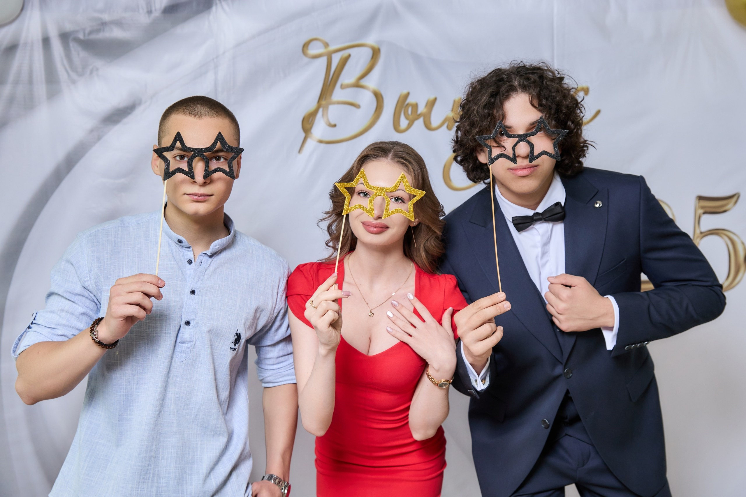 ШКОЛЬНИКИ. ВЫПУСКНОЙ. «КАСПИЙ». Фотограф Татаринов Андрей (Донецк / Макеевка)